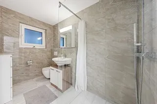 Objektbild Lohrihof 7, 6404 Greppen