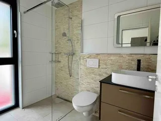 Objektbild  , 2557 Studen