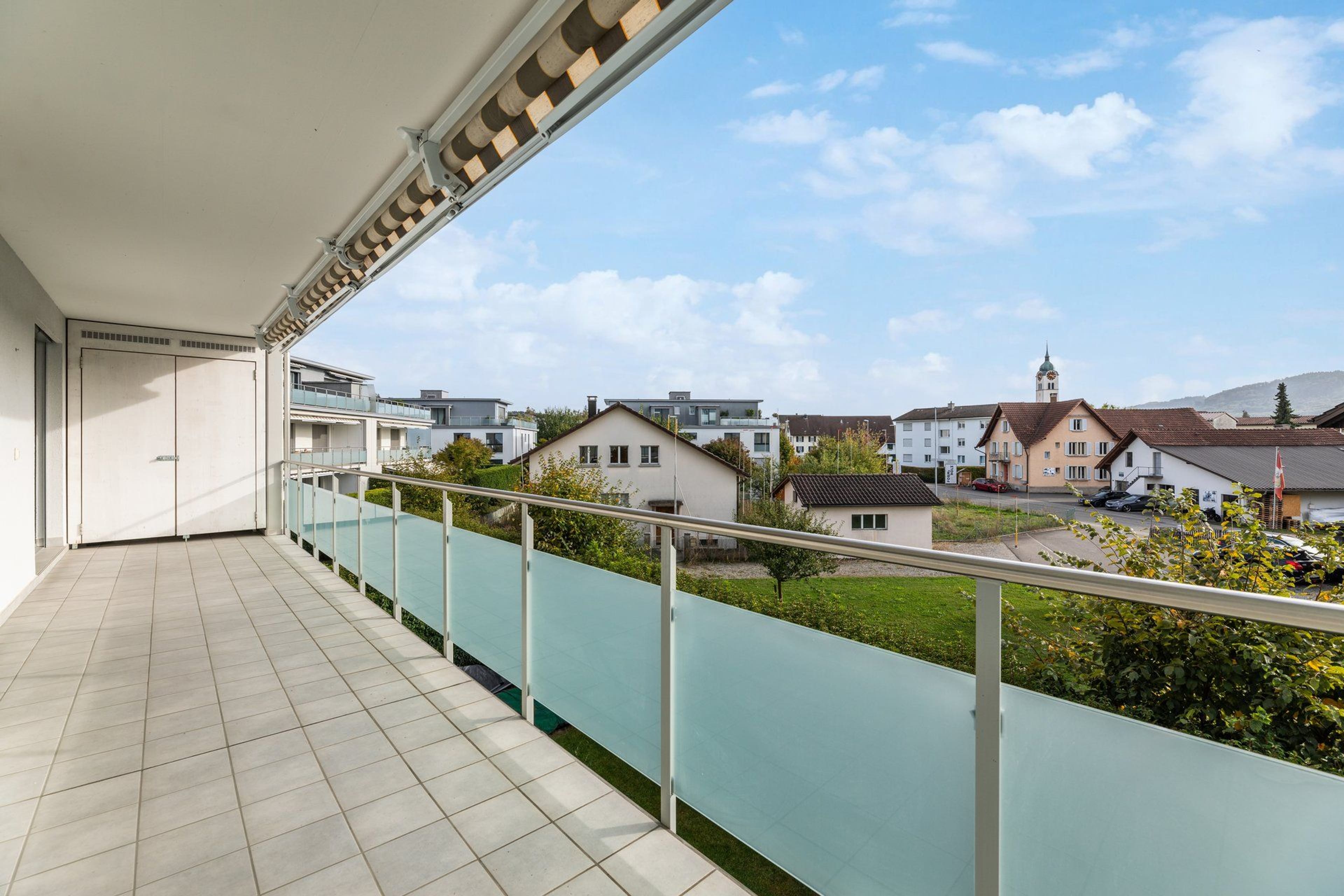 Exklusive 5.5-Zimmer Attika-Maisonette in Seengen – Modernes Wohnen auf Zwei Ebenen -  - 11