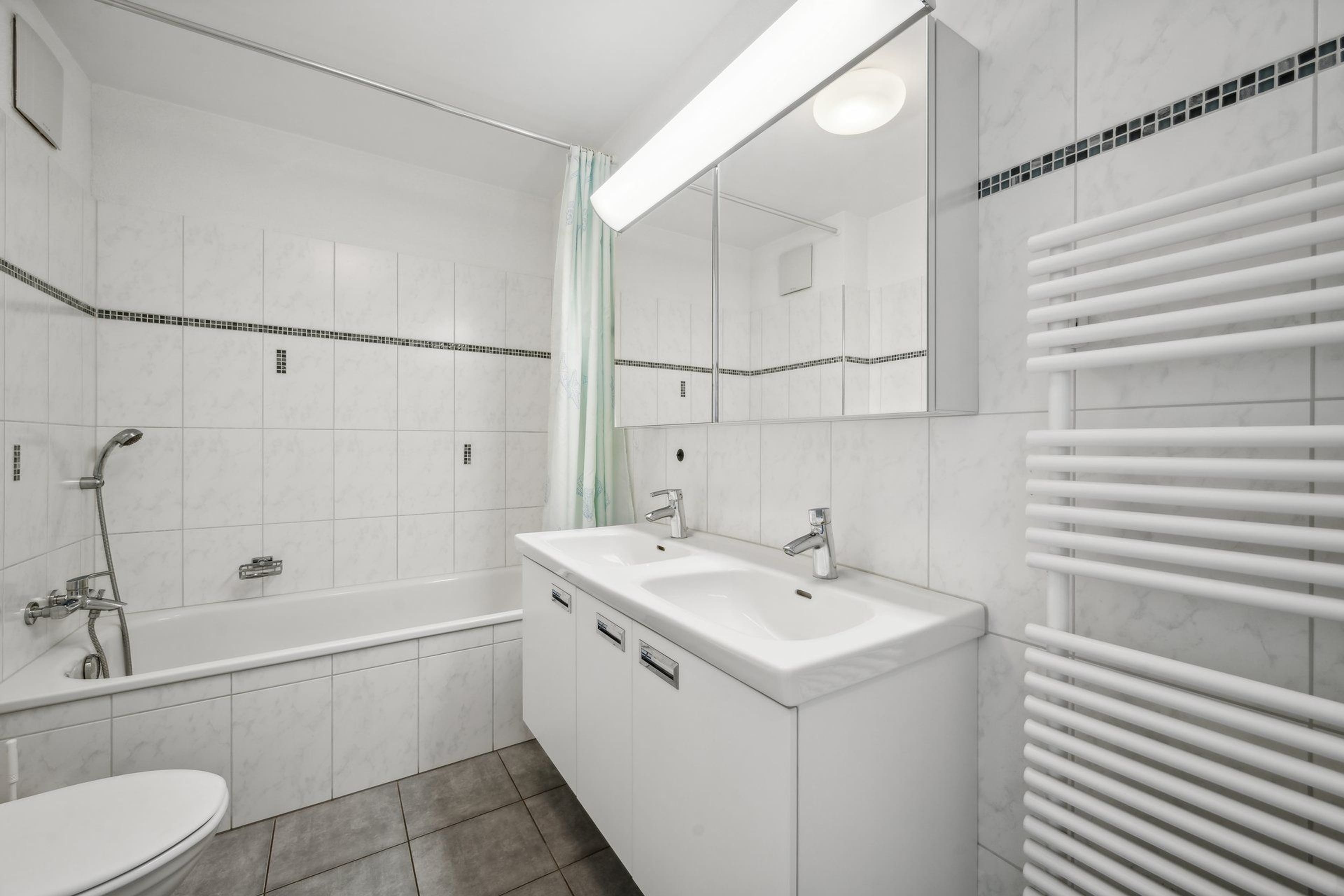 Helle, grosszügige 4.5-Zimmer Wohnung in Thayngen - 9
