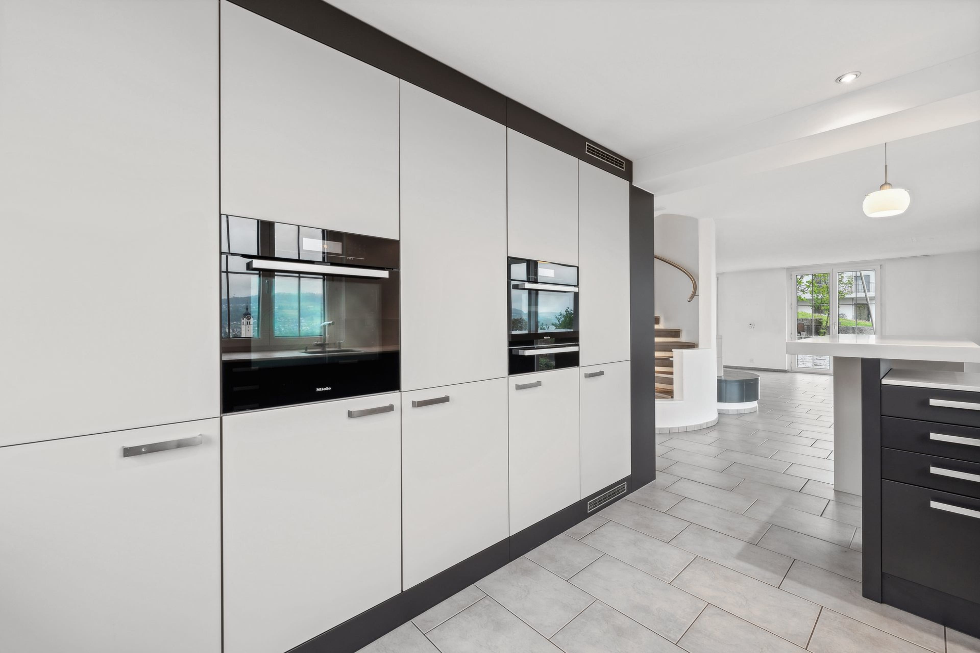 Landhaus mit Eleganz, Ruhe und Seesicht - Bild 7