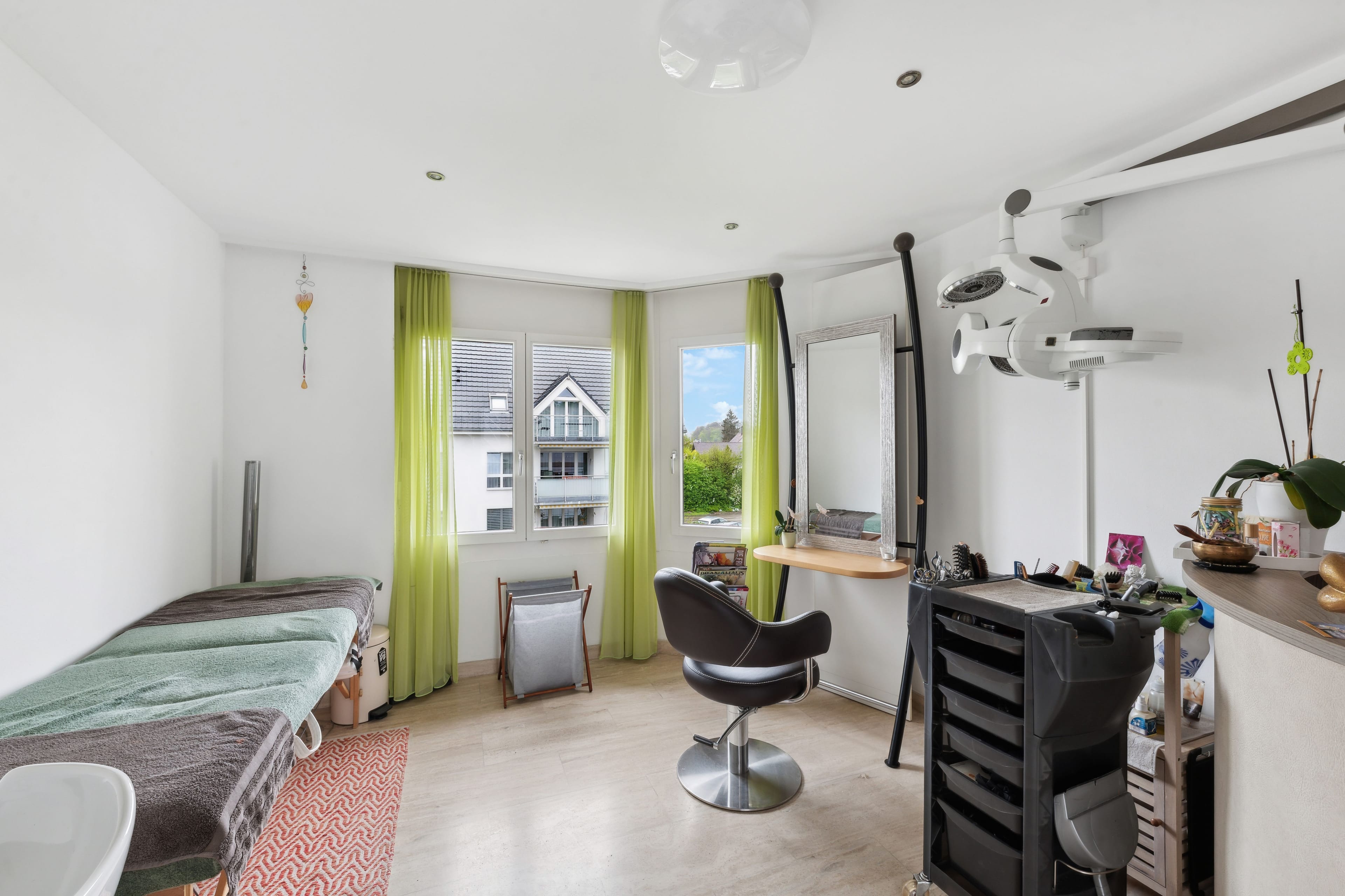 Den Sommer auf den Terrassen der hellen Attika- Maisonette in Henggart geniessen? - 10