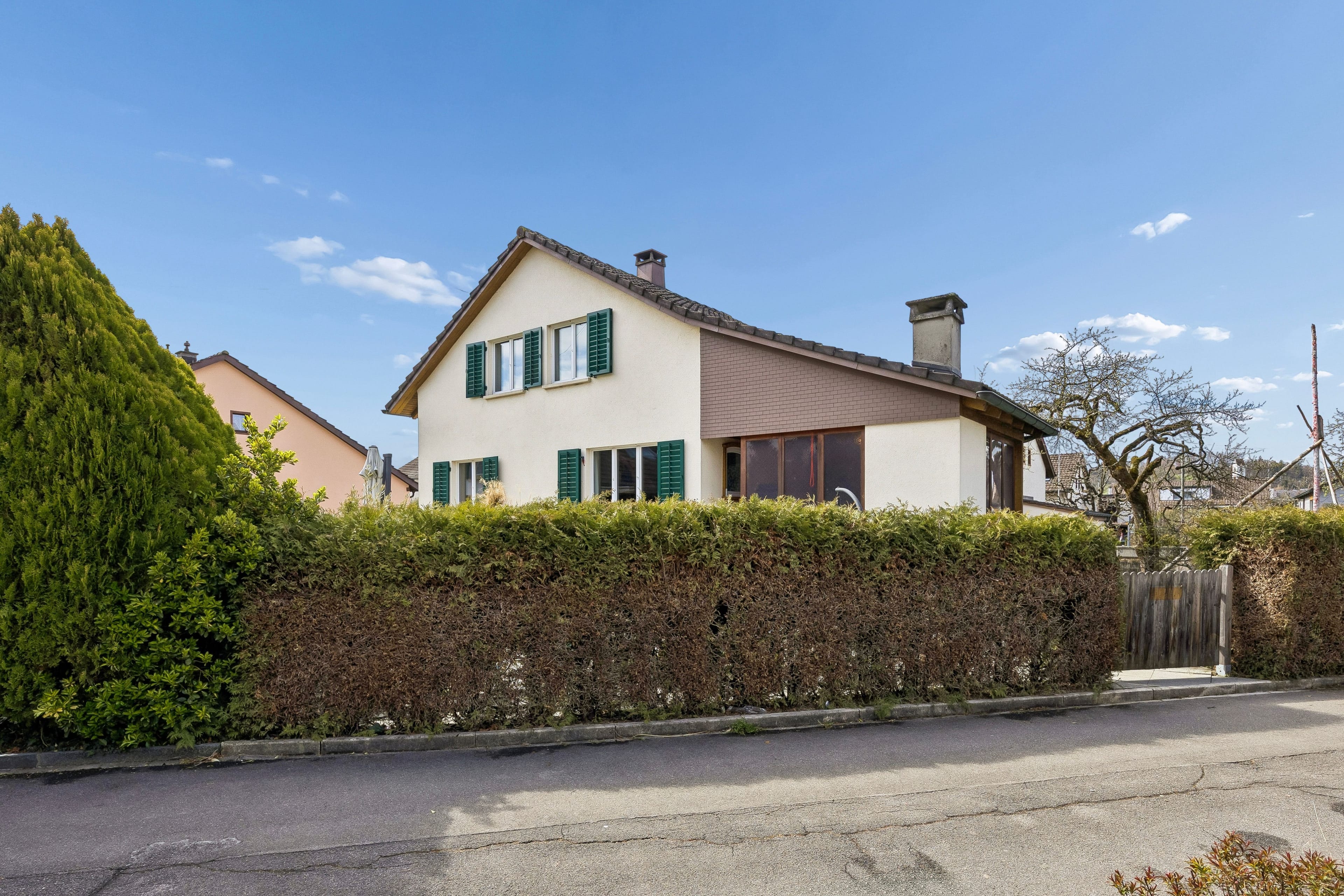 Einfamilienhaus mit Gartenidylle, grossem Aussenbereich und spannendem Ausbaupotenzial - 40