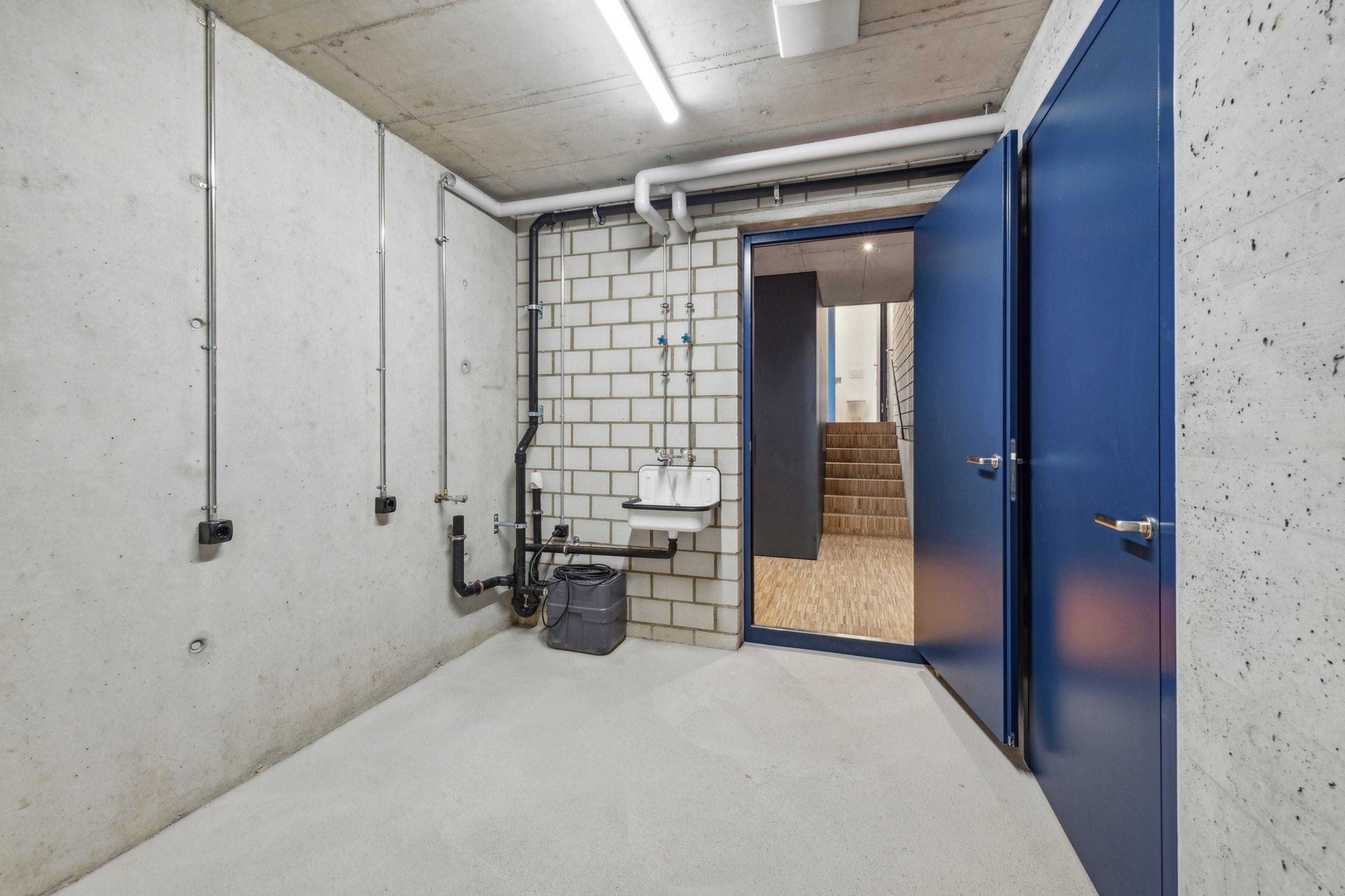 Luxuriöses Townhouse-Wohnen mit atemberaubendem Atrium und modernem Design - 15