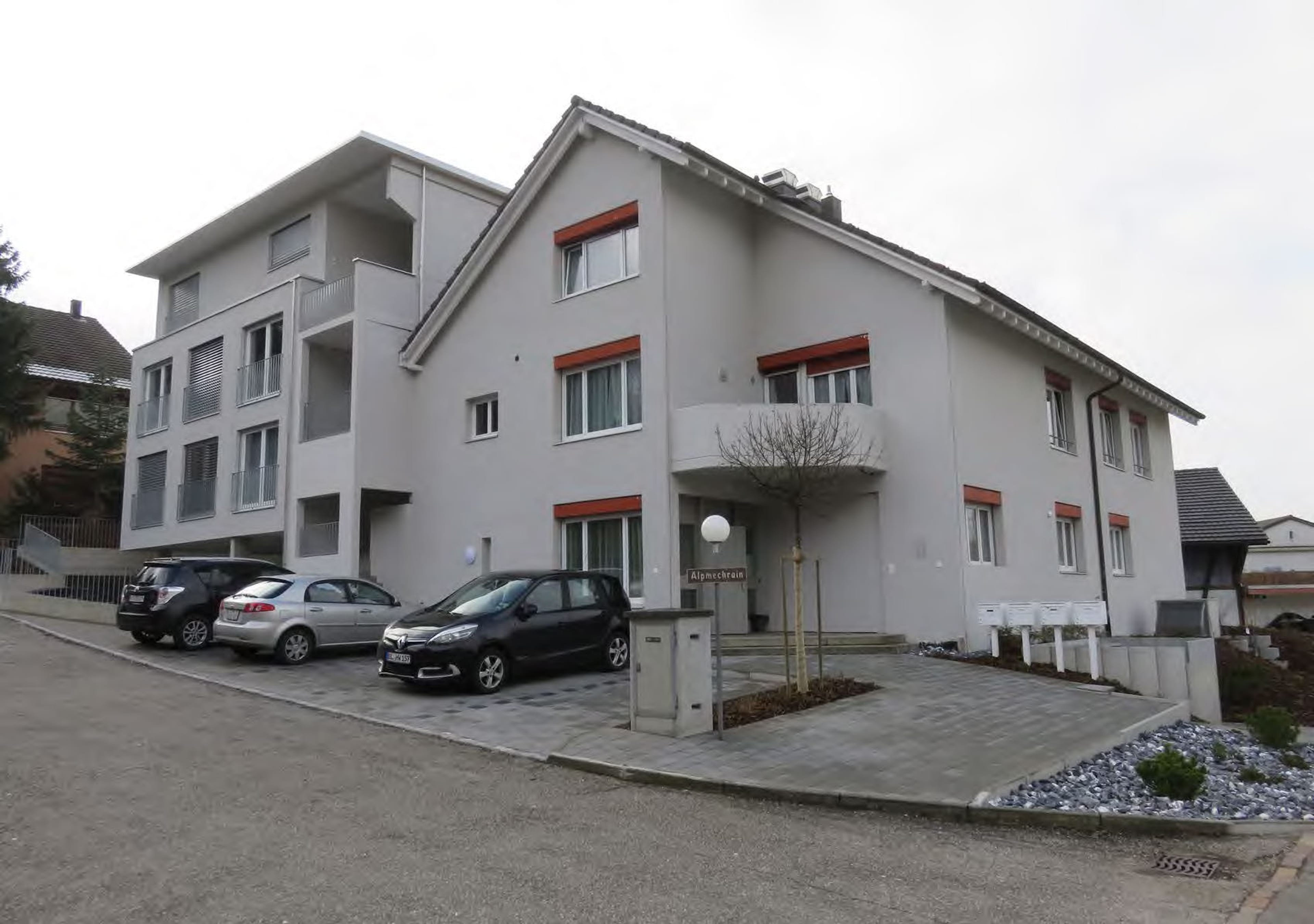 Mehrfamilienhaus mit 18 Wohnungen – 5,15% Rendite, Mietgarantie für Investoren - Bild 4