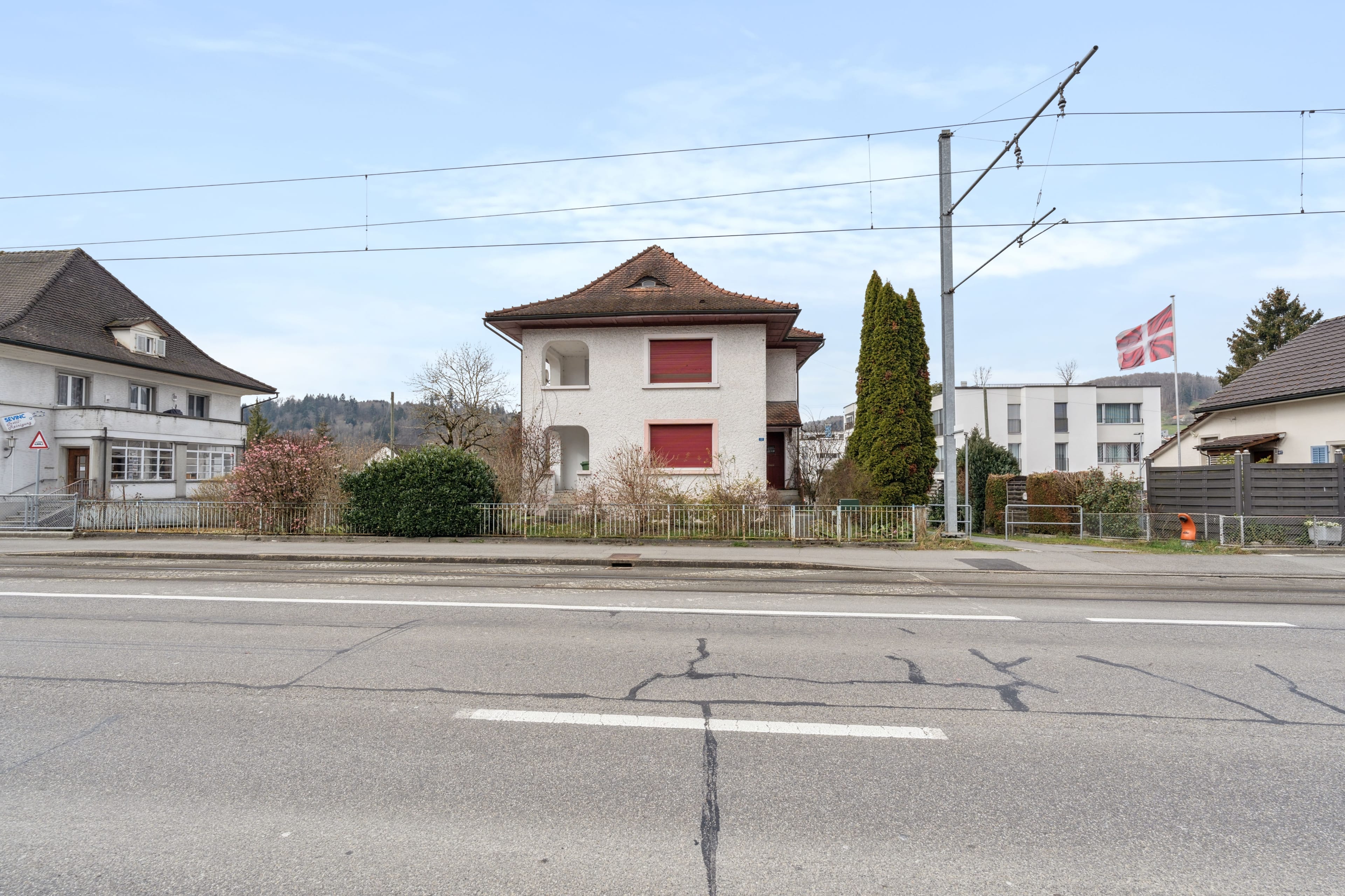 Idyllisches Einfamilienhaus mit weitläufigem Grundstück - 12