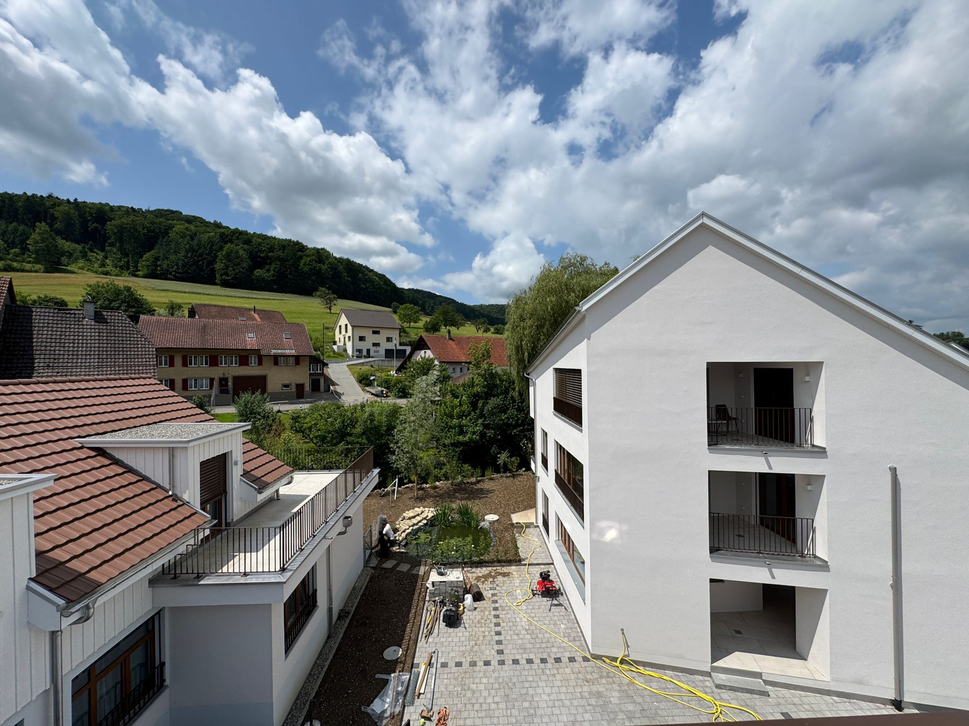 Moderne 3.5-Zimmer-Wohnung mit Aussicht in Obermumpf - Bild 3