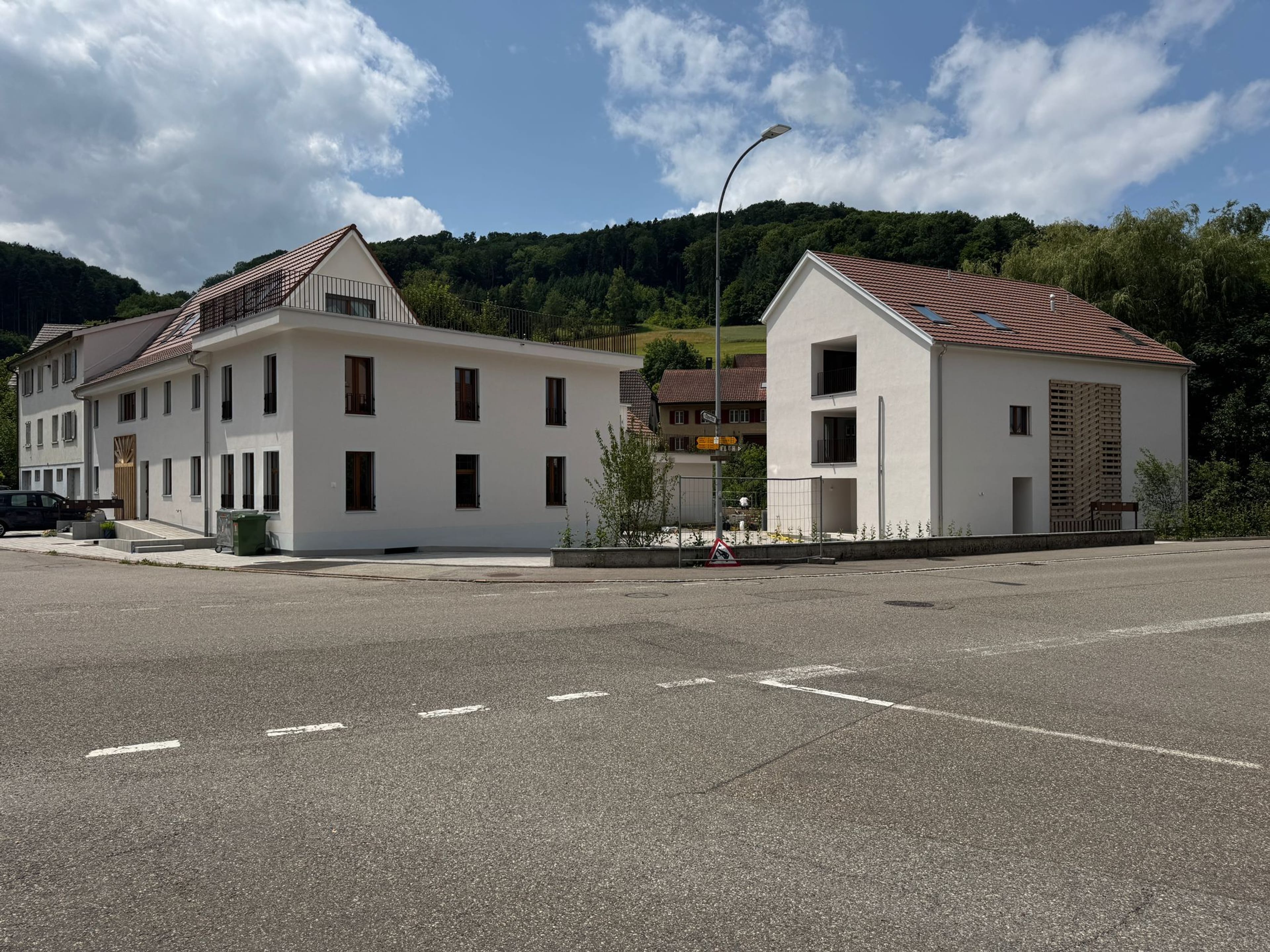 Moderne 3.5-Zimmer-Wohnung mit Aussicht in Obermumpf - Bild 2