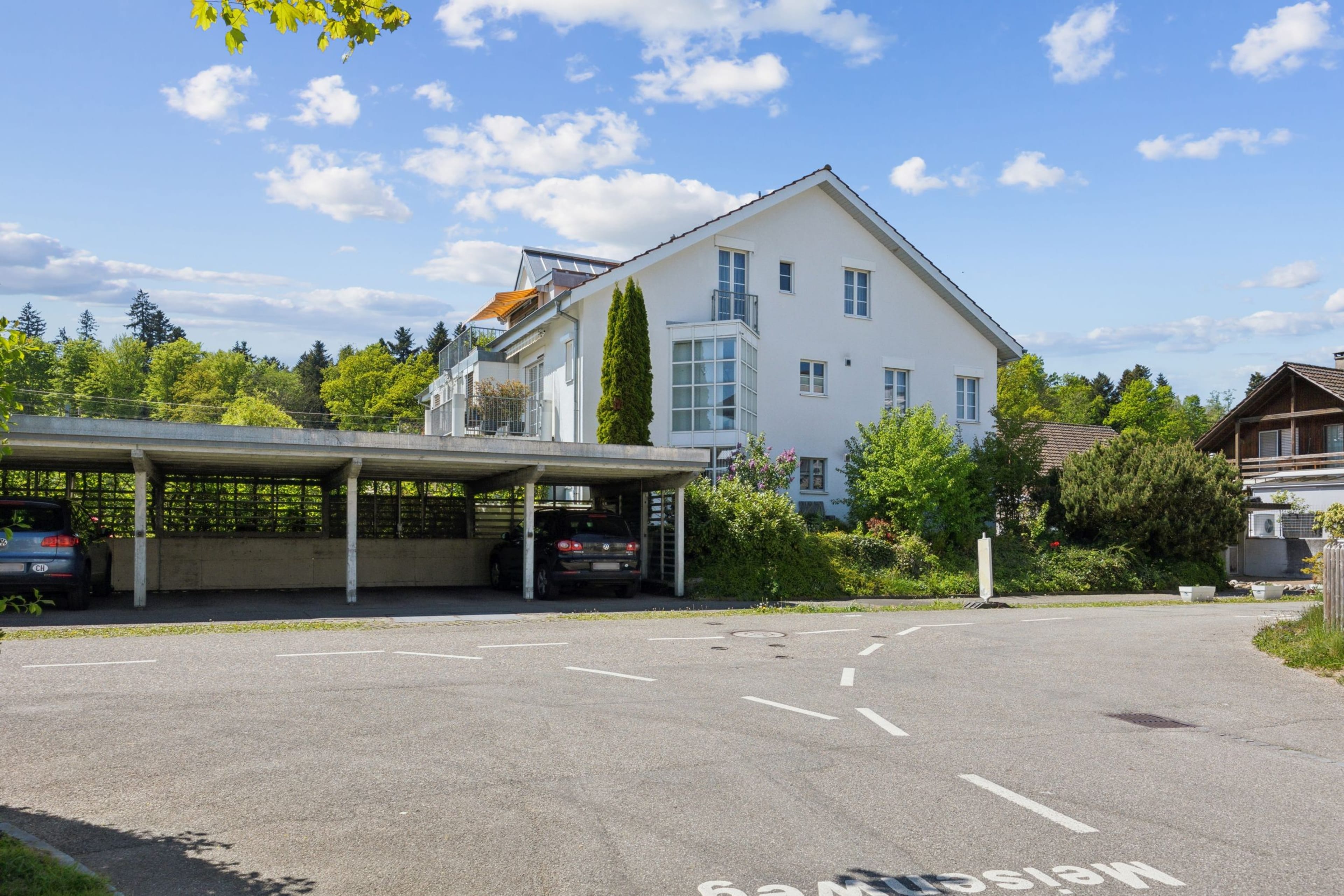 4.5-Zi.-Dachwohnung mit 12 m² Terrasse in Lotzwil - Bild 2