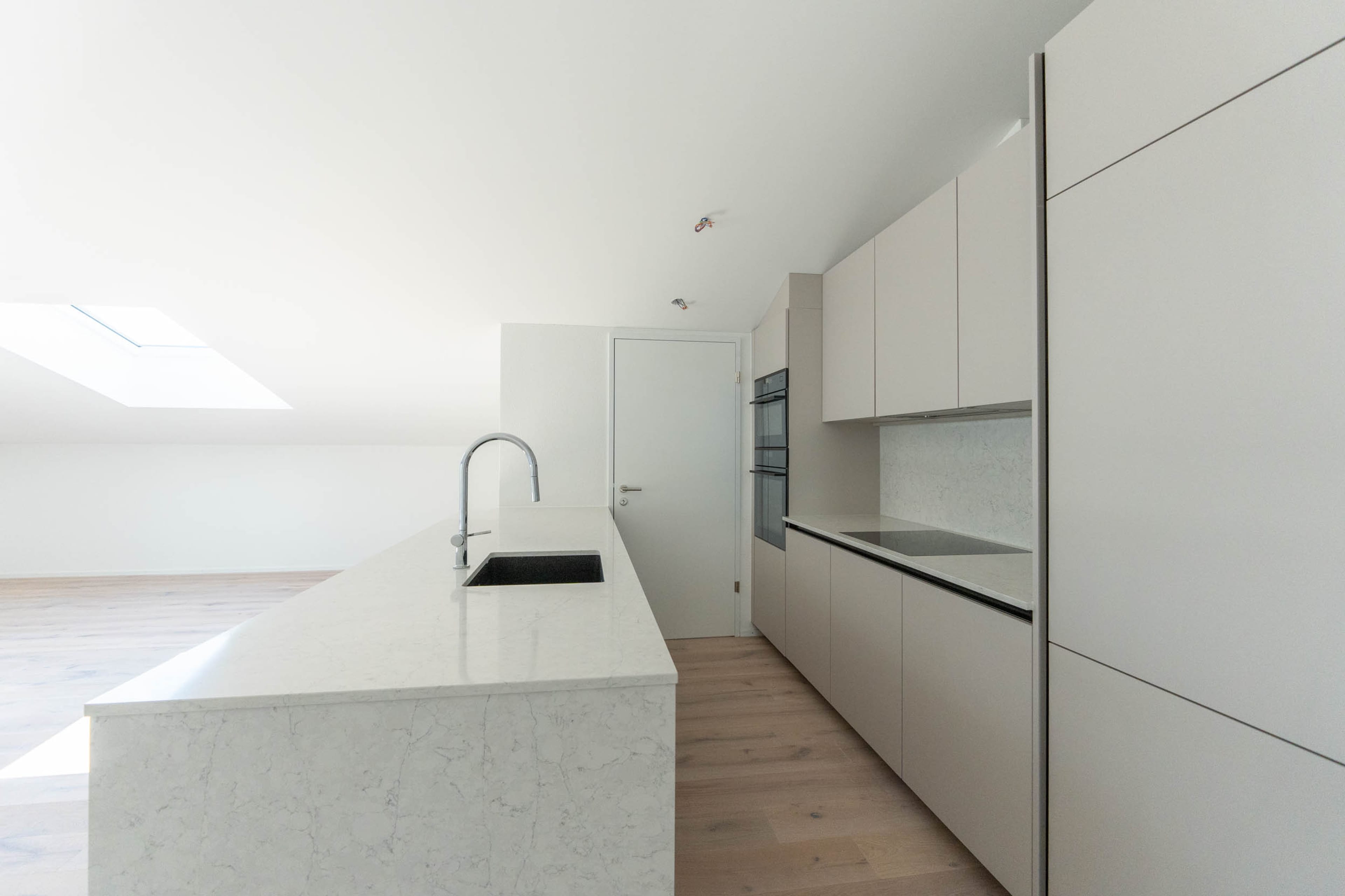 Luxuriöses Wohnen mit Smart-Home-Komfort und Panoramablick - 4