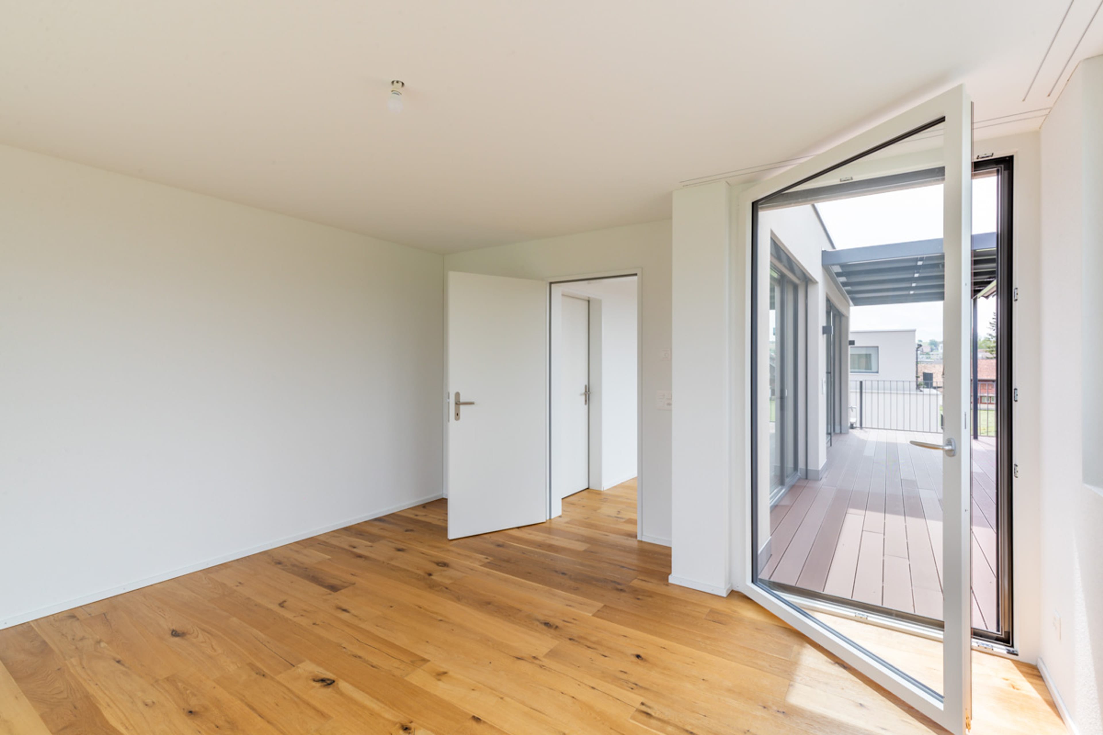Grosszügige 3.5-Zimmer-Attikawohnung in Neudorf kaufen - Bild 8