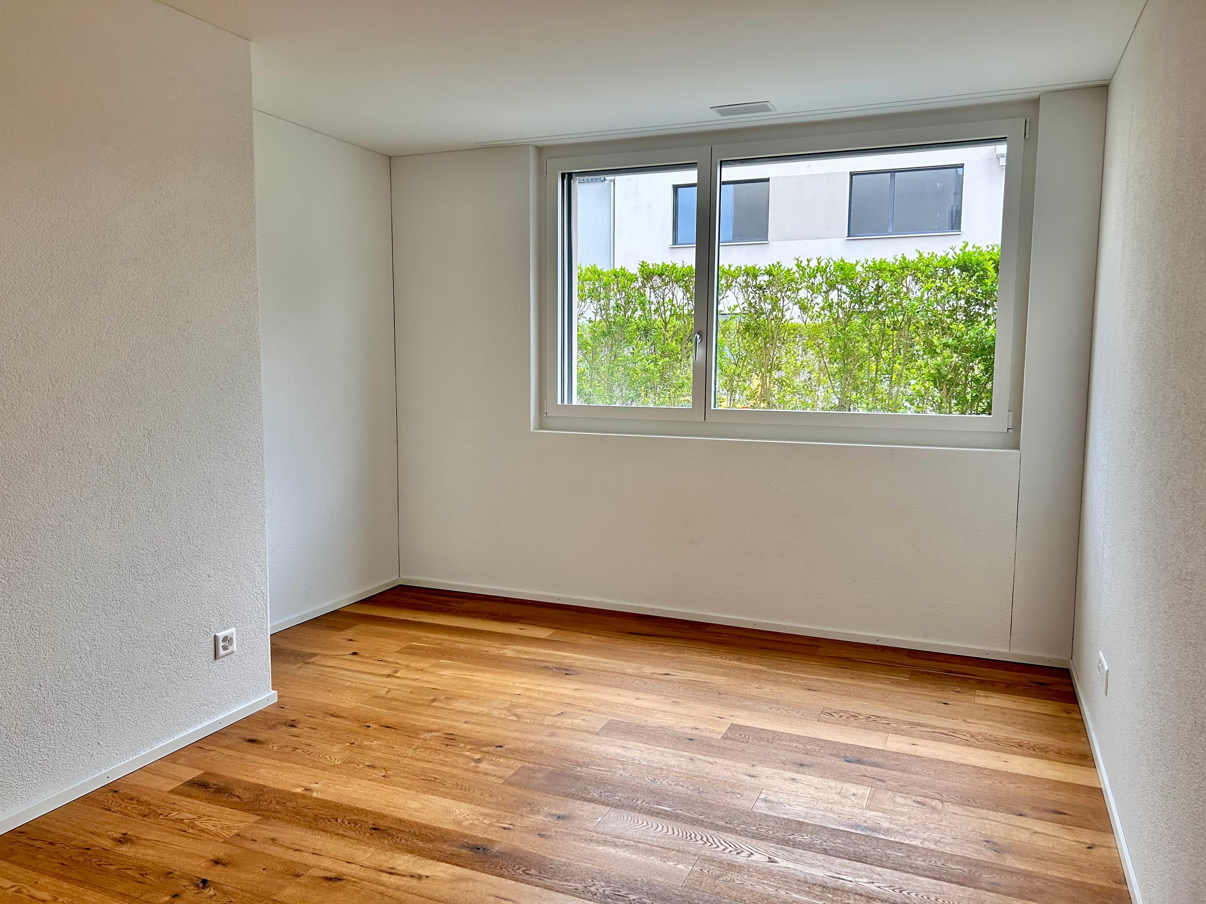 Nachhaltige 4.5-Zimmer-Gartenwohnung mit modernem Wohnkomfort - Bild 10