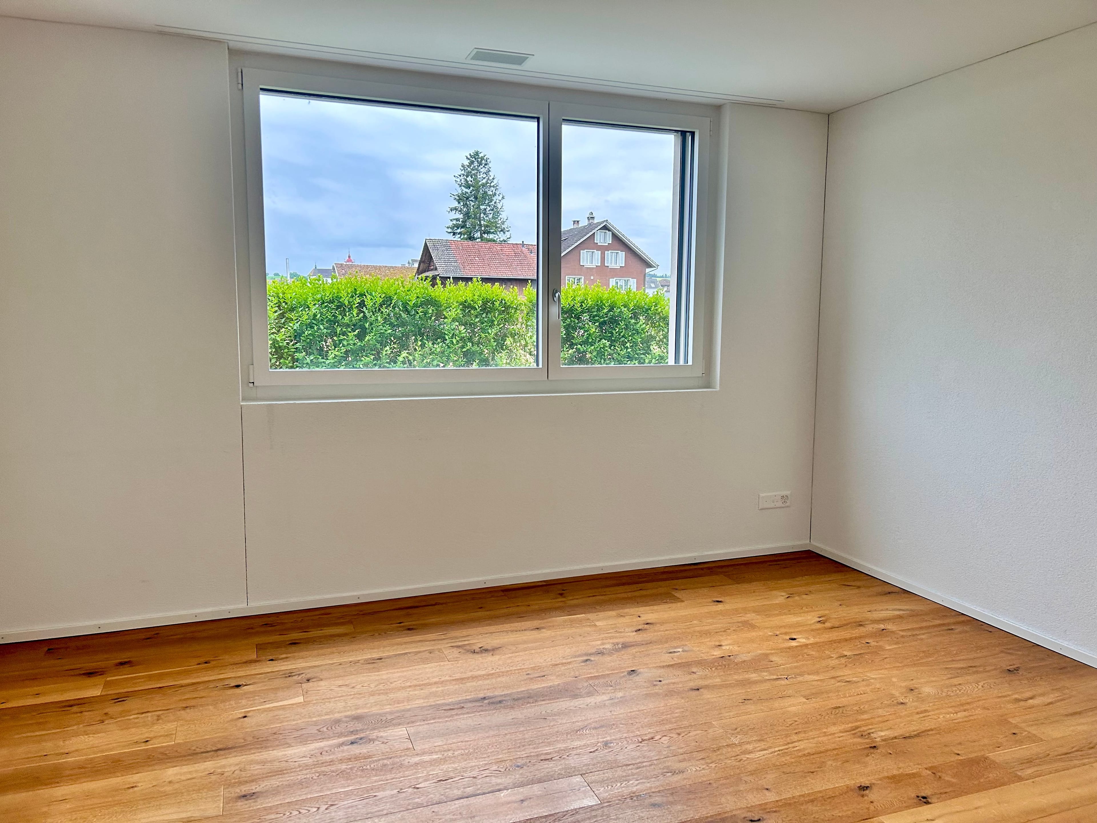 Nachhaltige 4.5-Zimmer-Gartenwohnung mit modernem Wohnkomfort - Bild 9