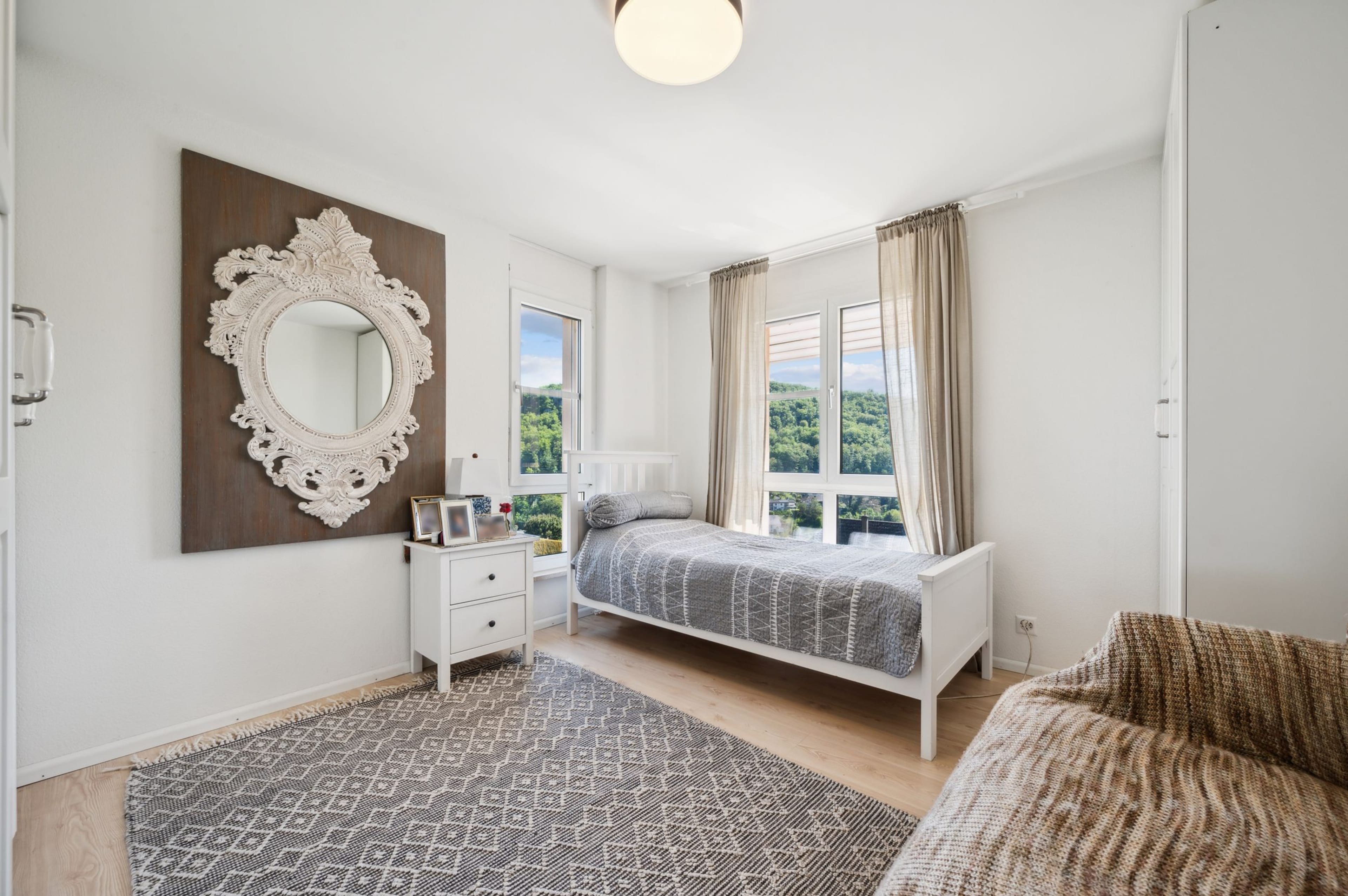 Modernes 6.5-Zimmer-Einfamilienhaus mit eindrucksvollem Panoramablick - 9