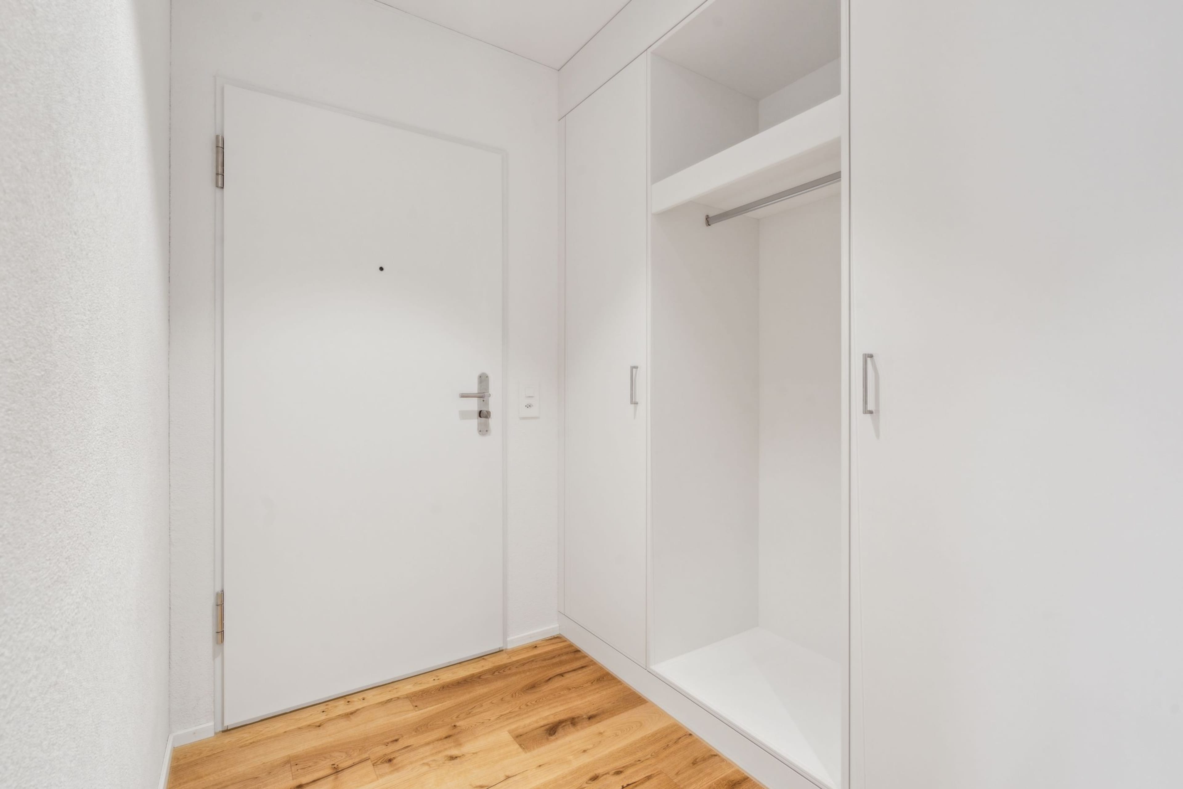 Neubau-Wohnung mit grosser Terrasse und exzellenter Ausstattung - Bild 3