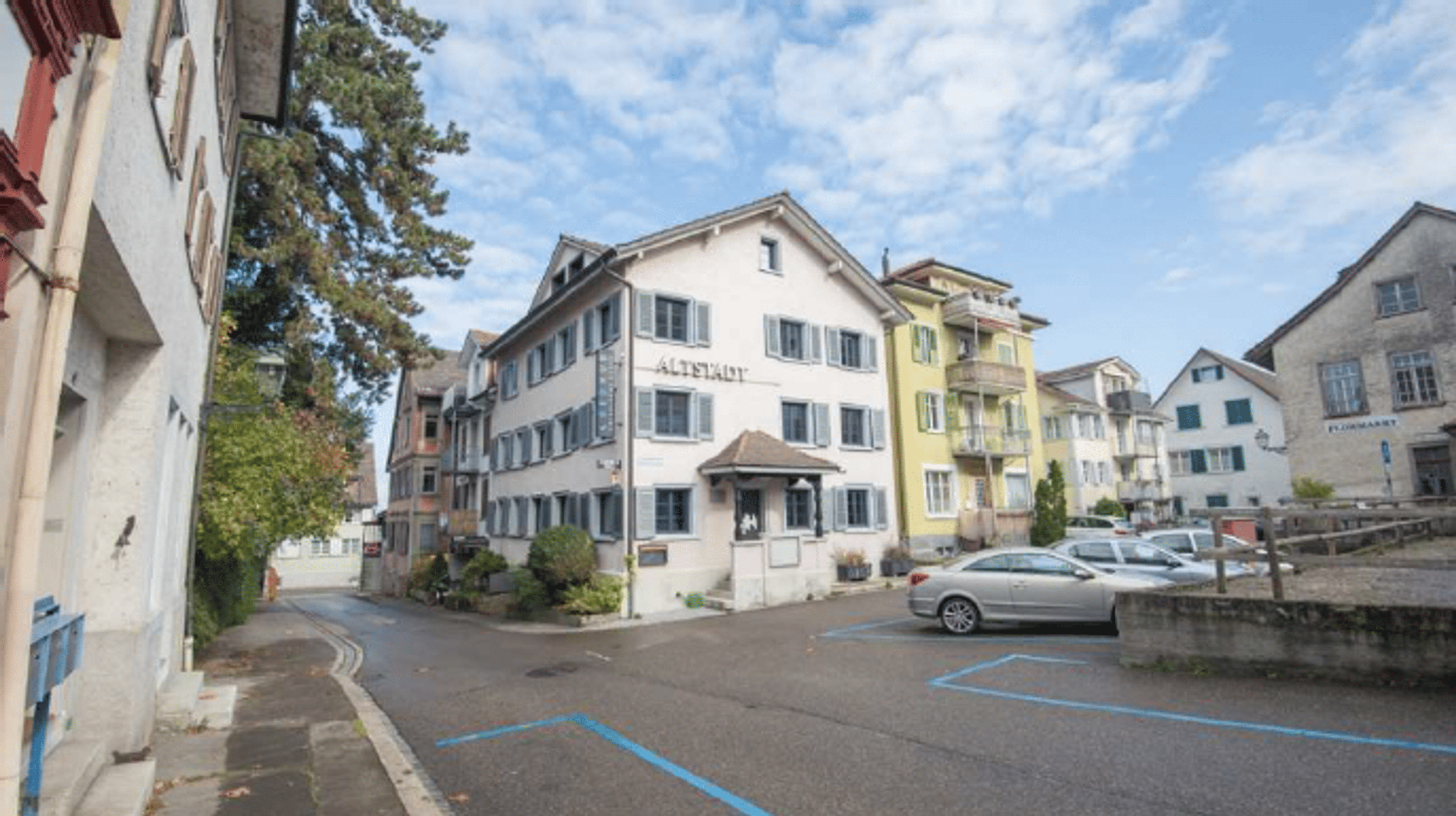 Historisches Mehrfamilienhaus mit Geschäftspotential in Arbon - Bild 1