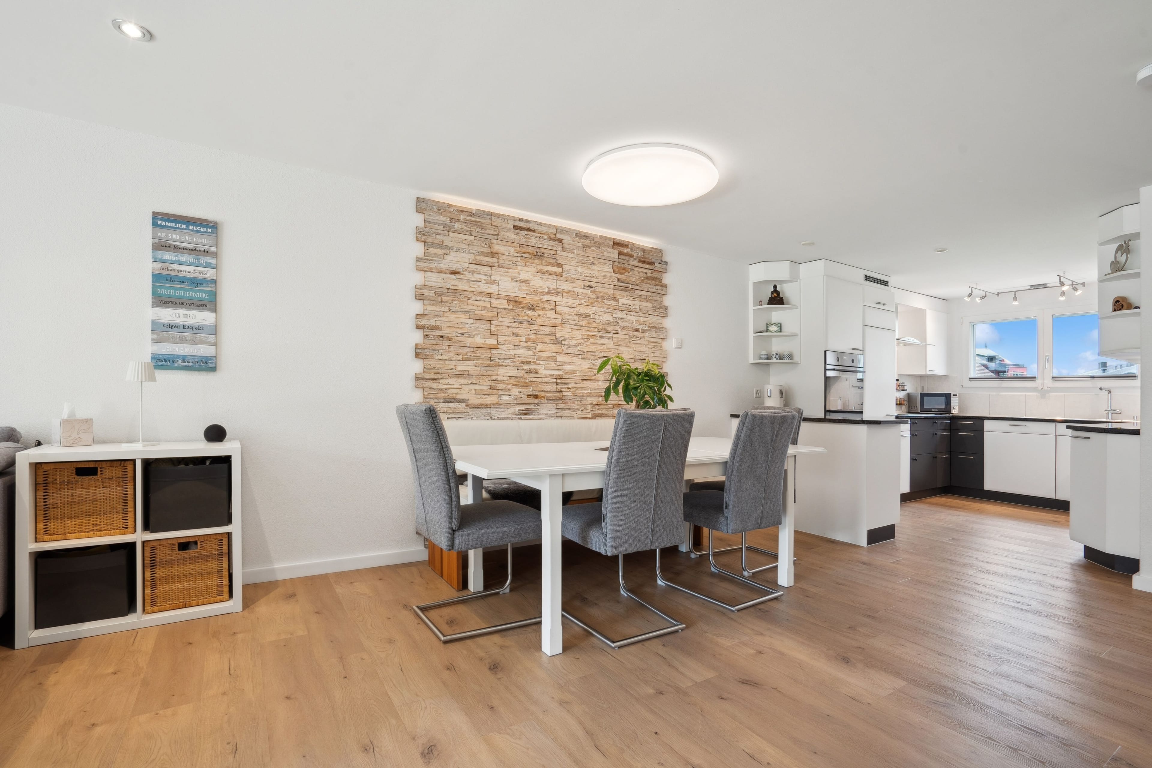Charmantes 5,5 Zimmer Reihenhaus in Gross kaufen - 3