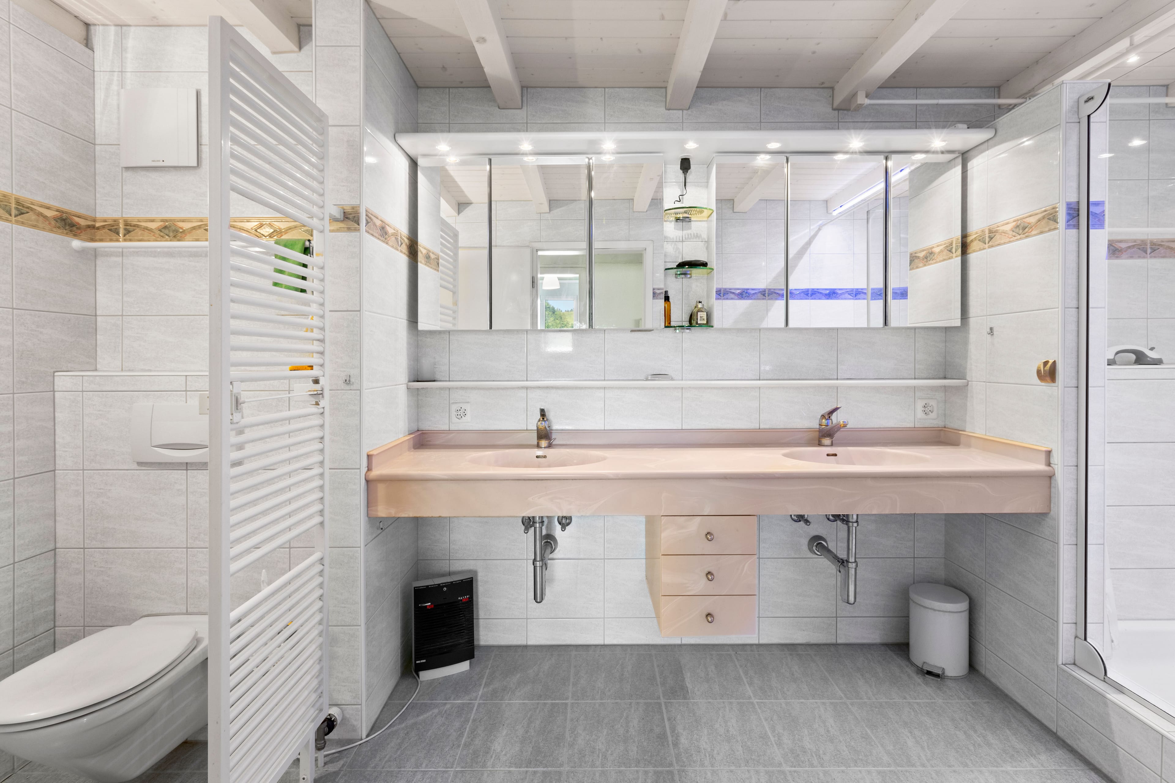 Schicke Dach-
Maisonettewohnung
mit sonnigem Balkon - Bild 7