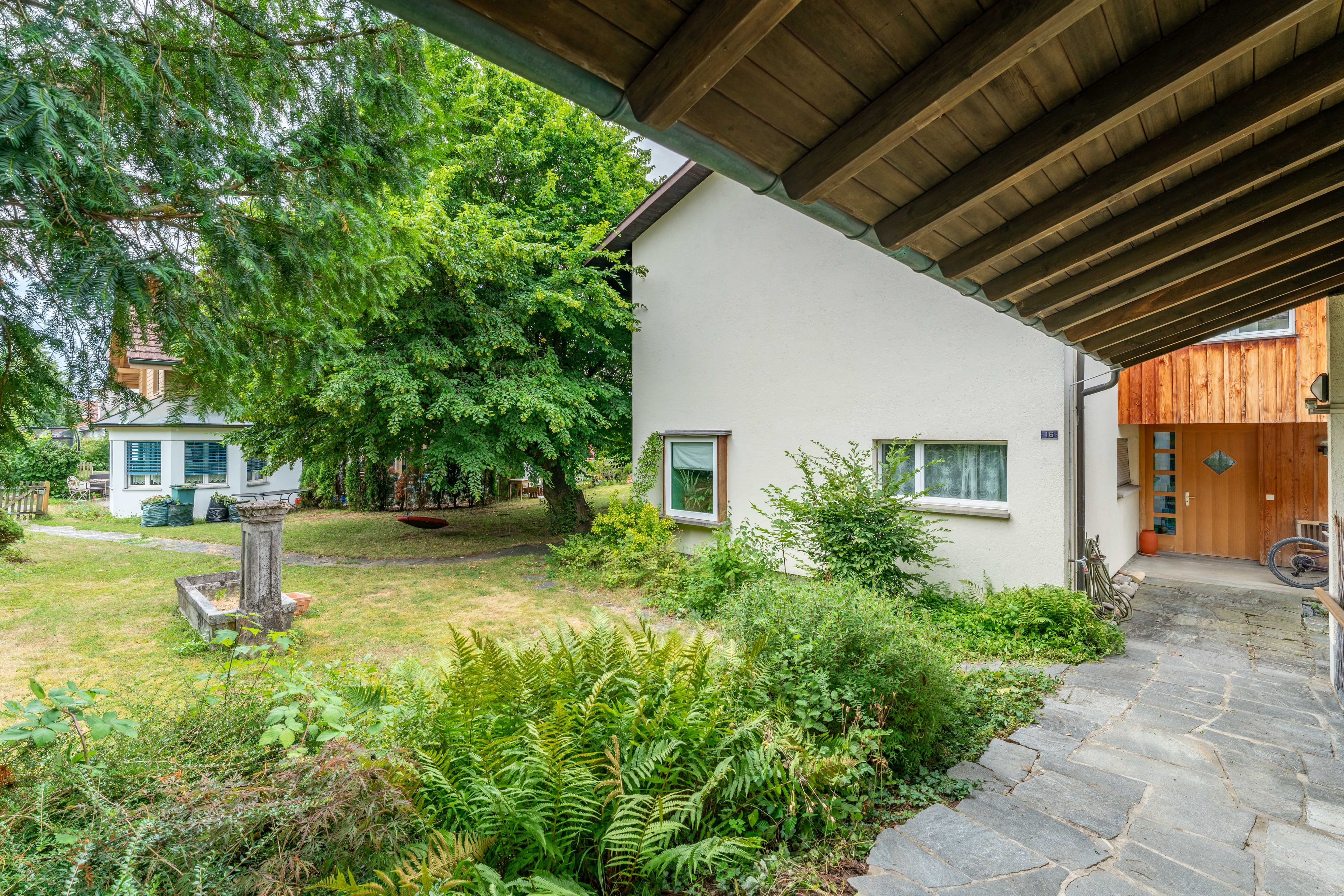 Freistehendes Einfamilienhaus an ruhiger Lage mit viel Potenzial - RESERVIERT - Bild 3