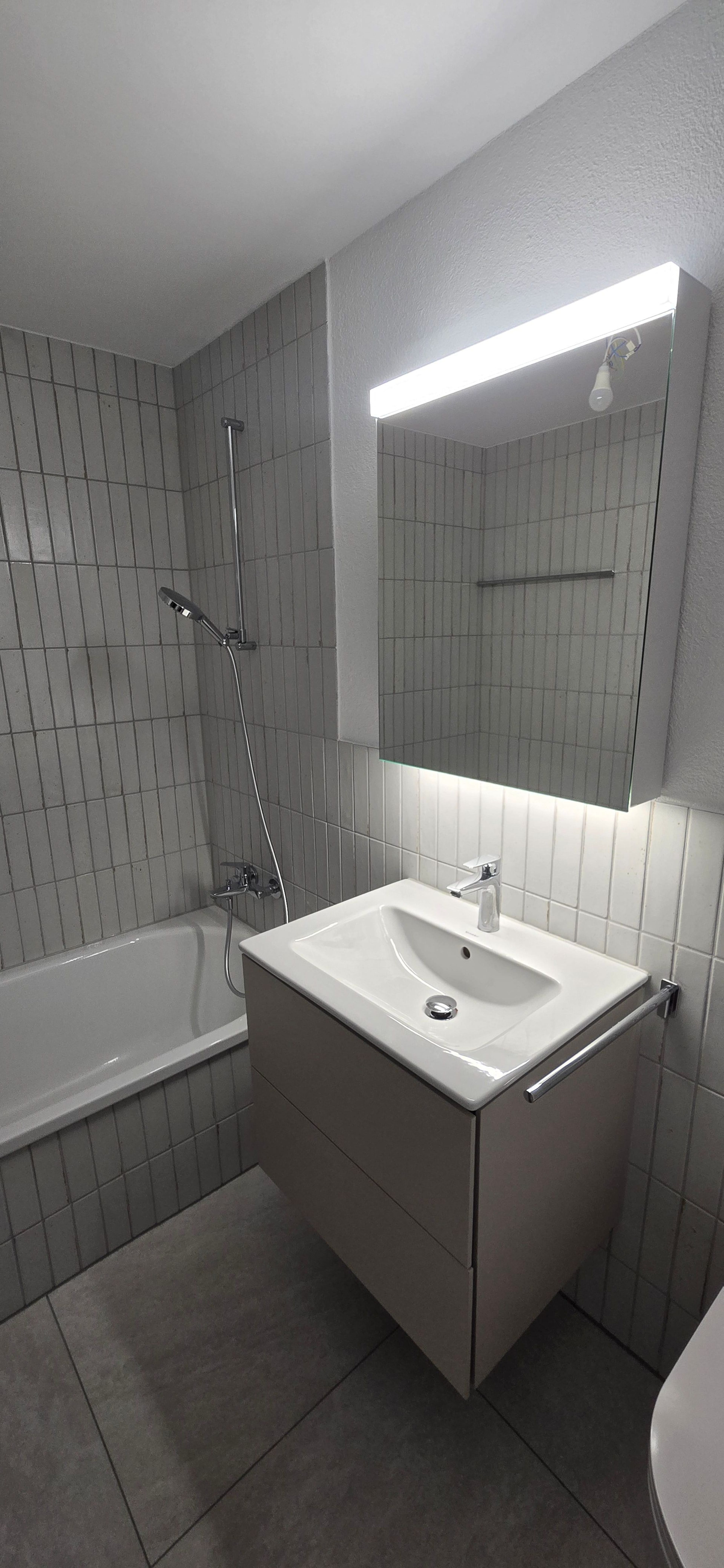 Moderne 3.5-Zimmer-Dachwohnung – lichtdurchflutet & einladend - 16