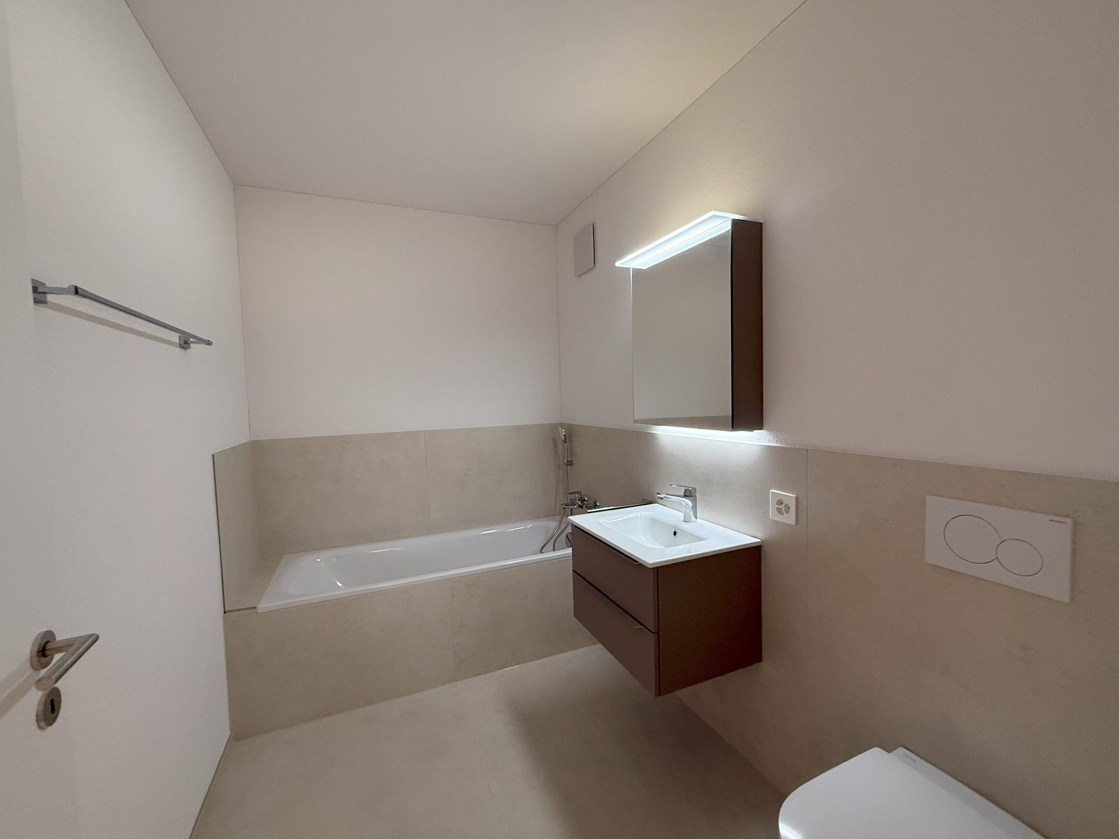 Erstbezug mit modernstem Komfort und stilvollem Ambiente - W14 - 6