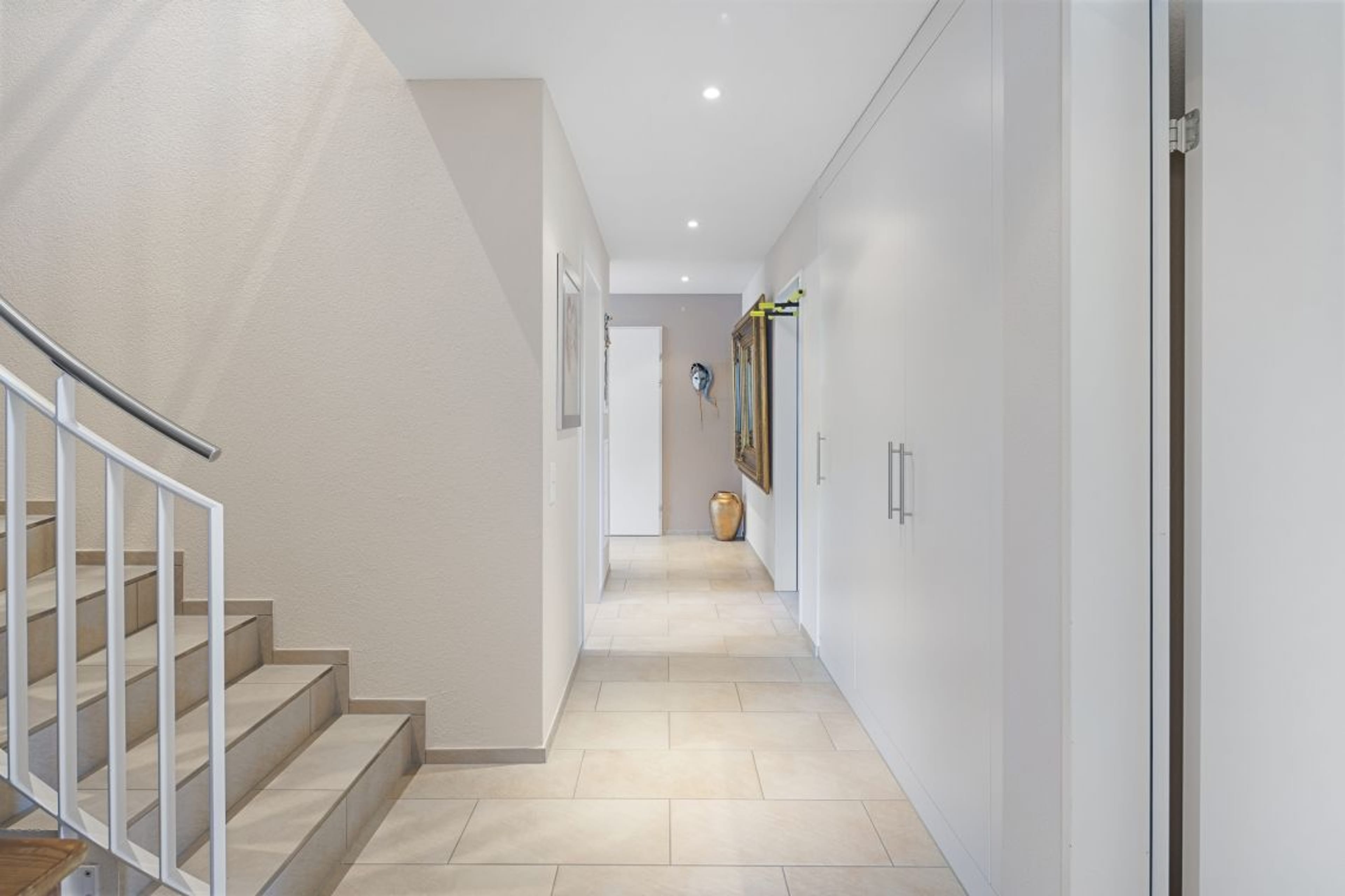 Erstbezug Neubau top Lage mit Loggia und Balkon - Bild 3