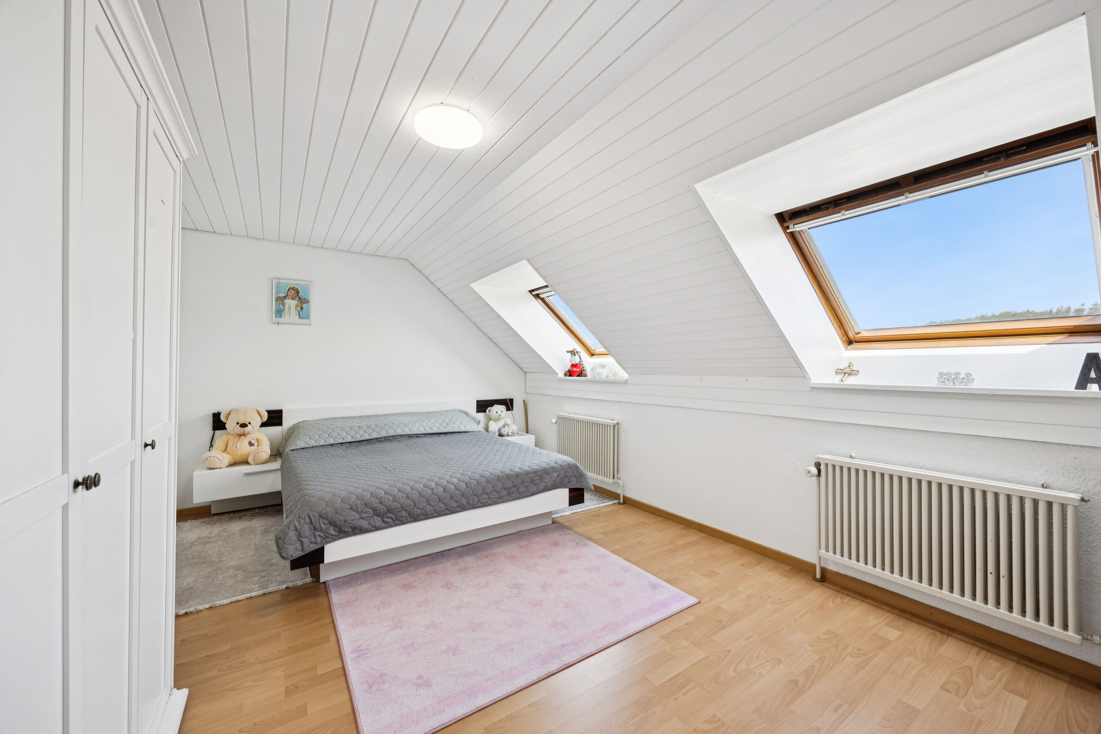 Ihr neues Zuhause auf zwei Ebenen: Grosszügige 5.5-Zimmer-Duplexwohnung - Bild 10
