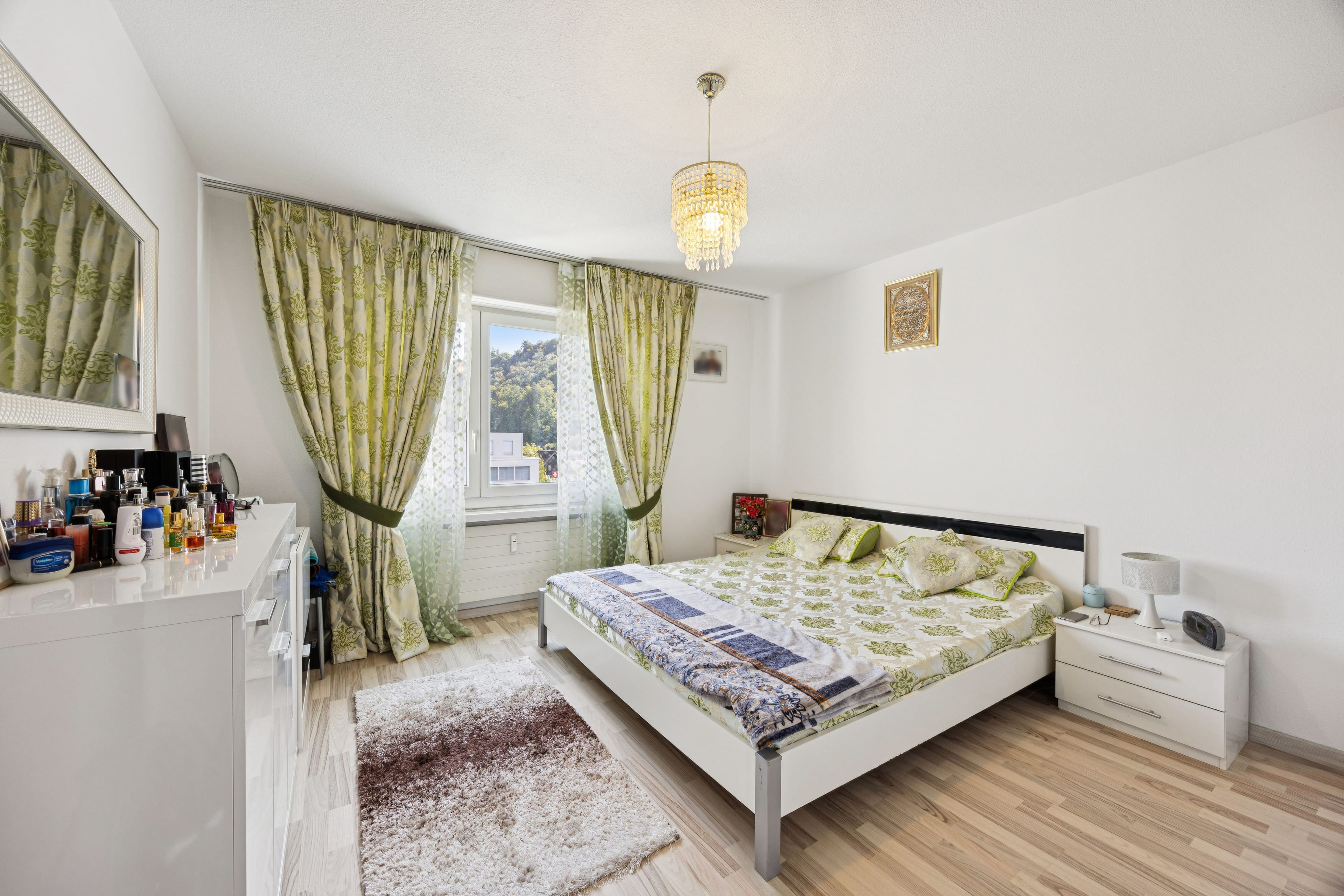 6.5-Zimmer-Dachwohnung – flexibel in 3.5- und 4.5-Zimmer-Wohnung teilbar. - 5