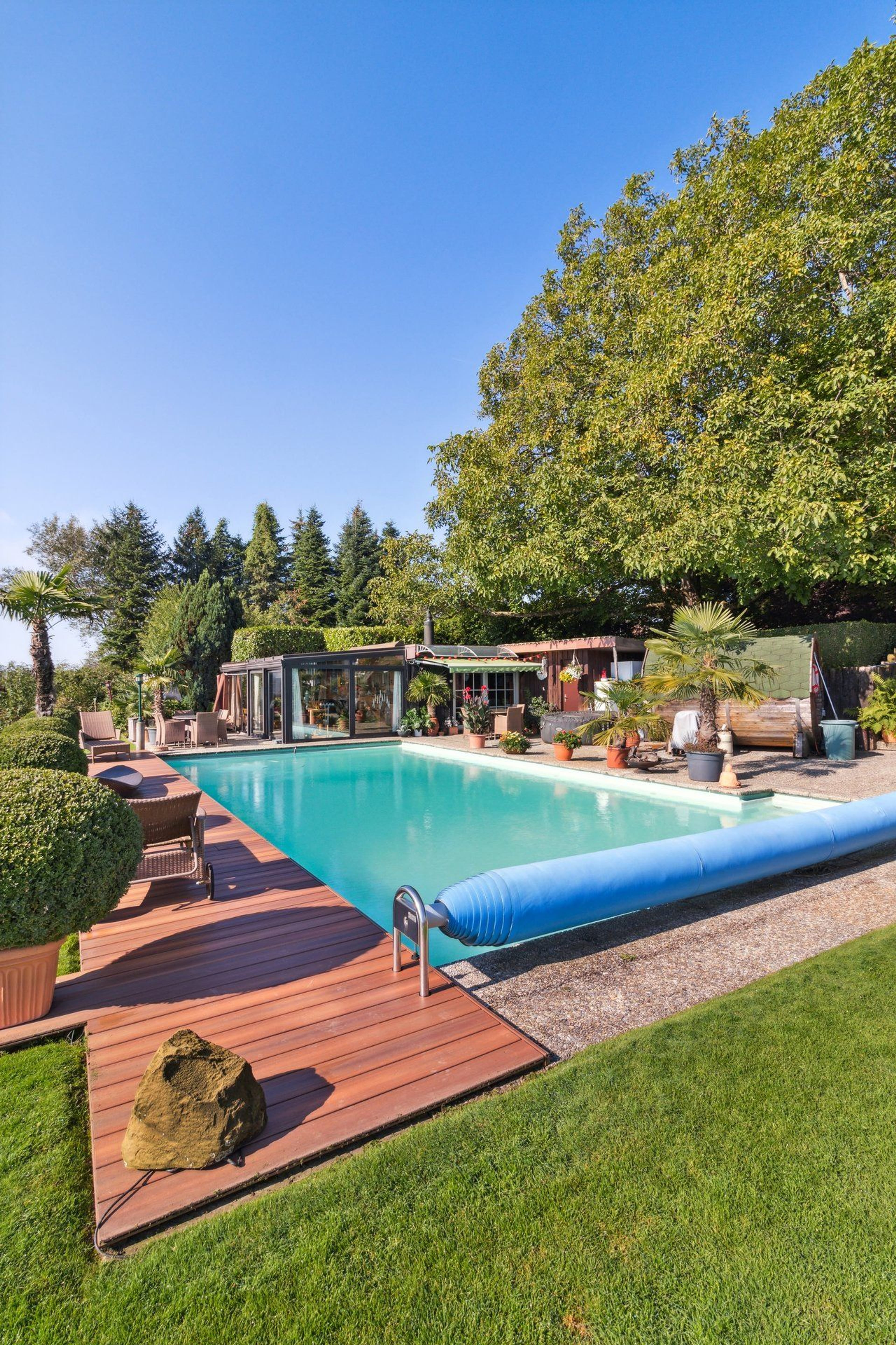 villa-islisberg.ch – Exklusive 11.5-Zimmer-Villa mit Panorama, Pool und maximaler Privatsphäre - Bild 5