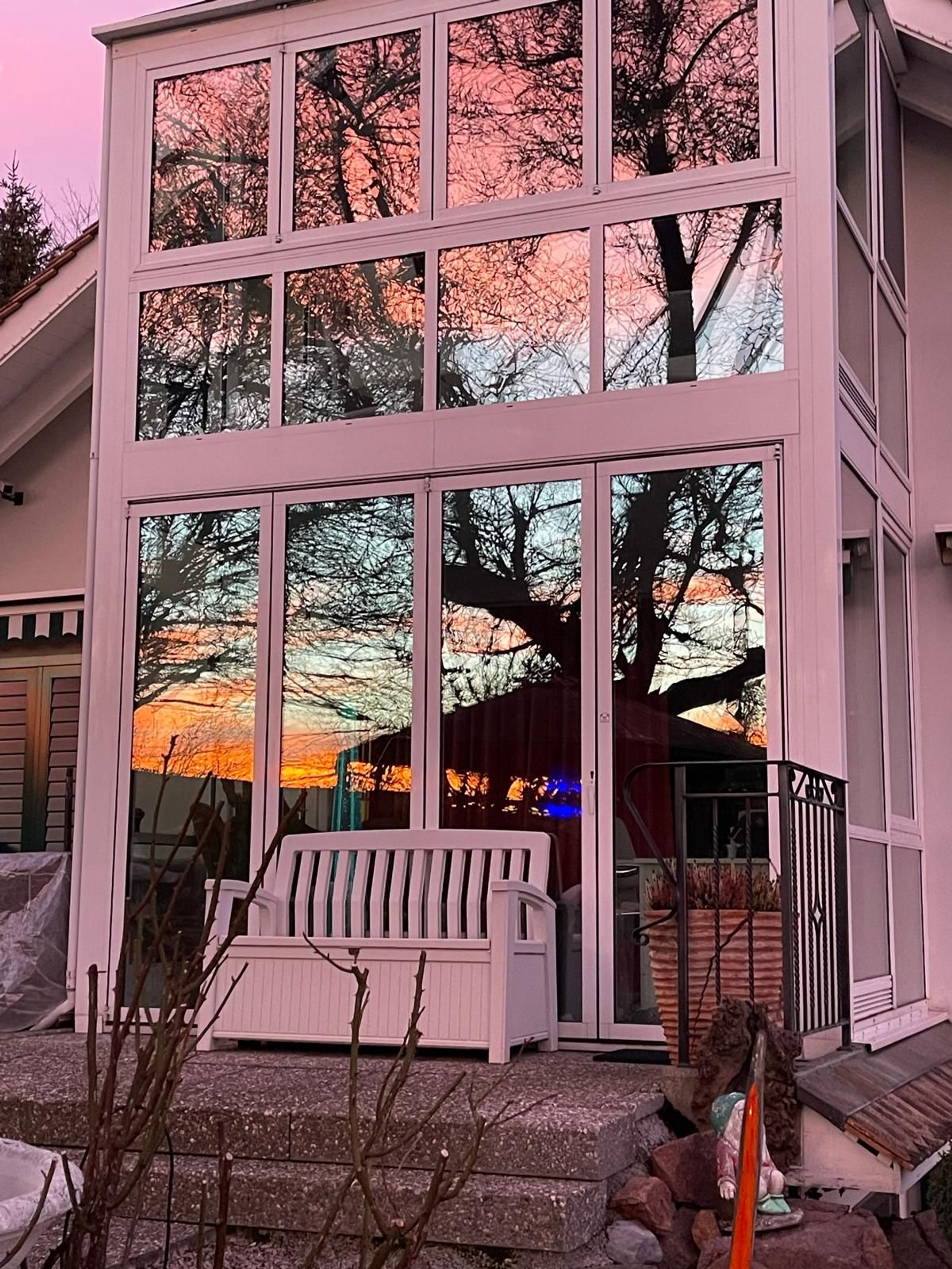 villa-islisberg.ch – Exklusive 11.5-Zimmer-Villa mit Panorama, Pool und maximaler Privatsphäre - 12