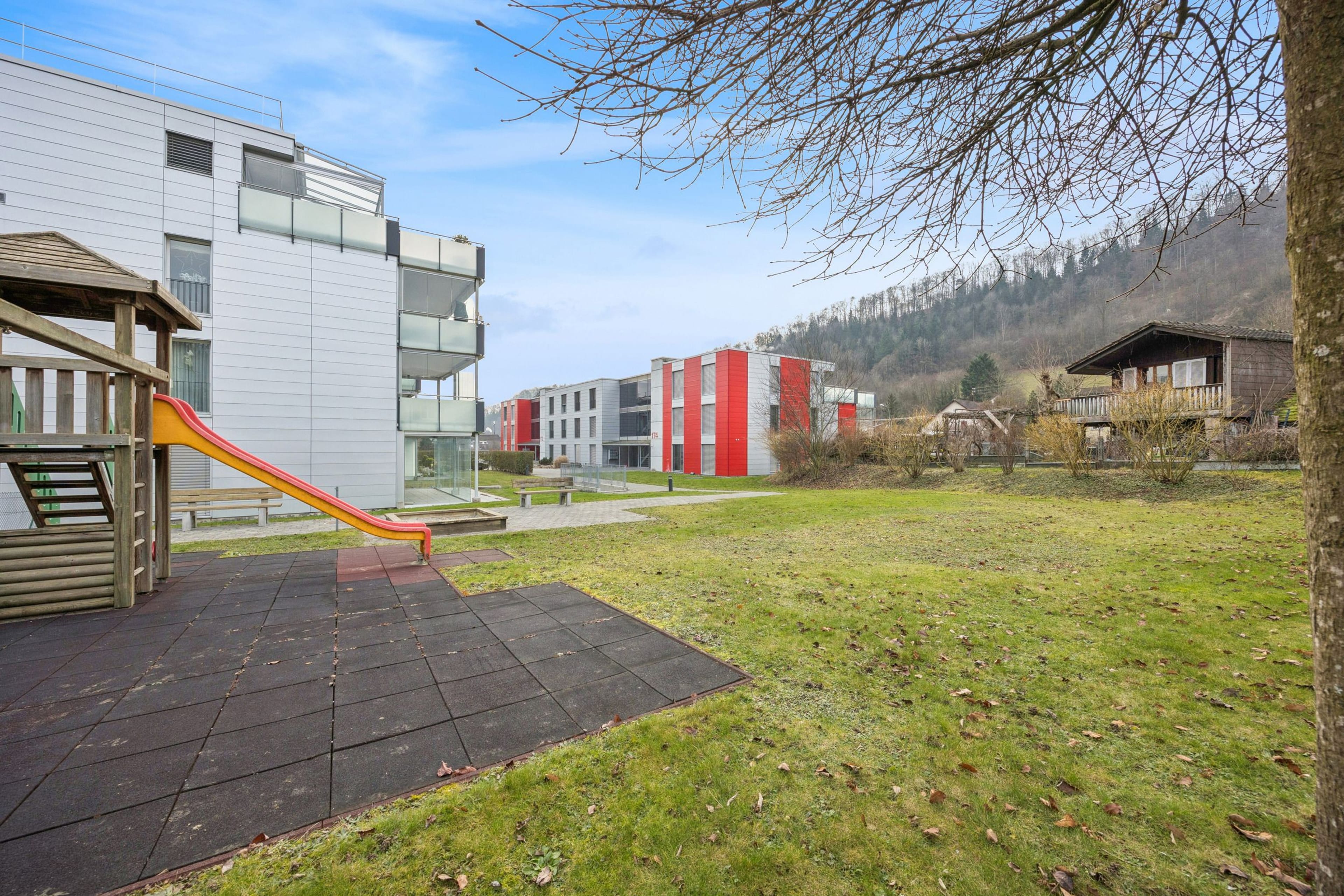 Helle 2.5-Zimmer-Wohnung mit grosser Terrasse! - 14