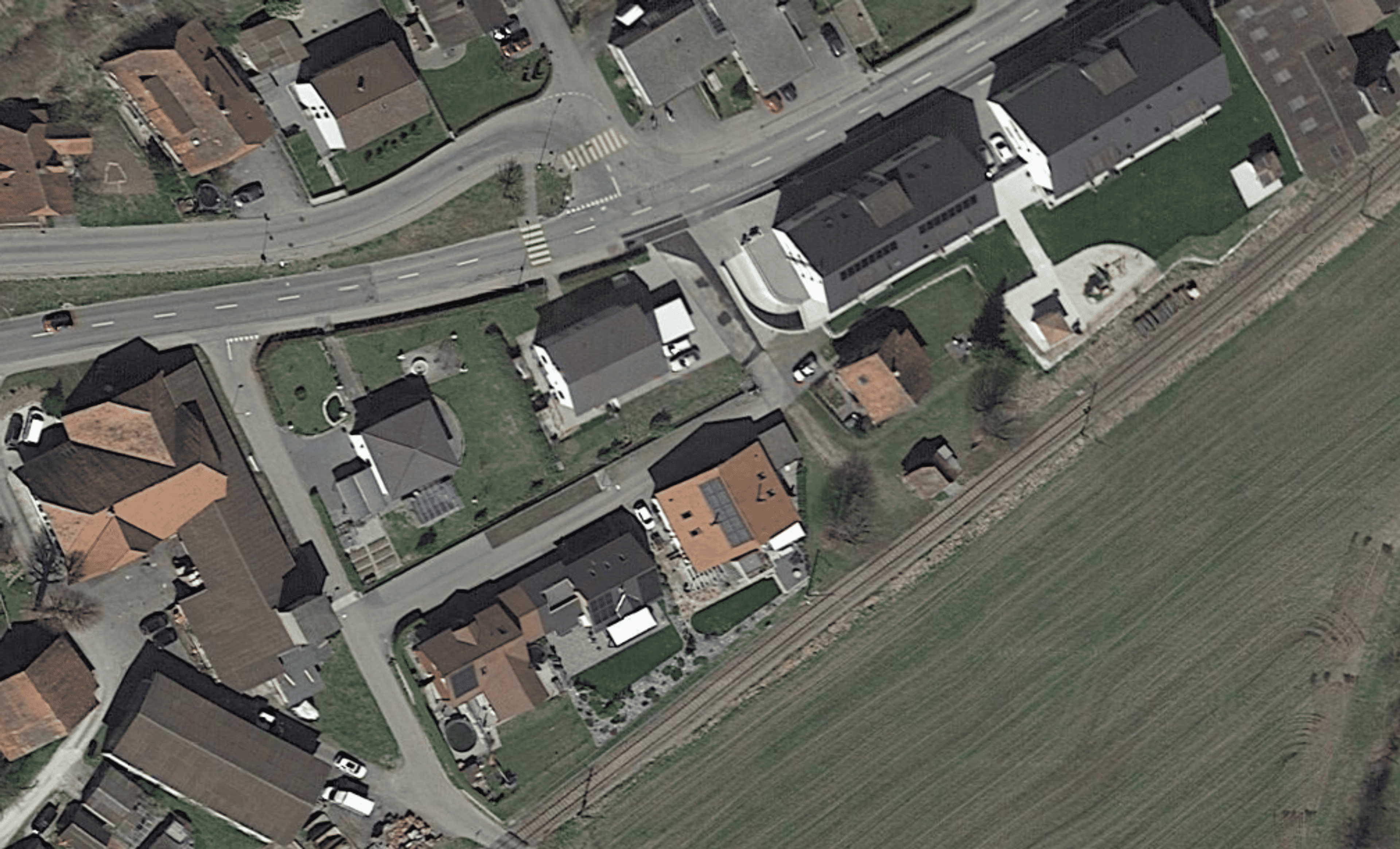 DOPPELHAUS ALS INVESTITIONS-OBJEKT 7.14% RENDITE - 15