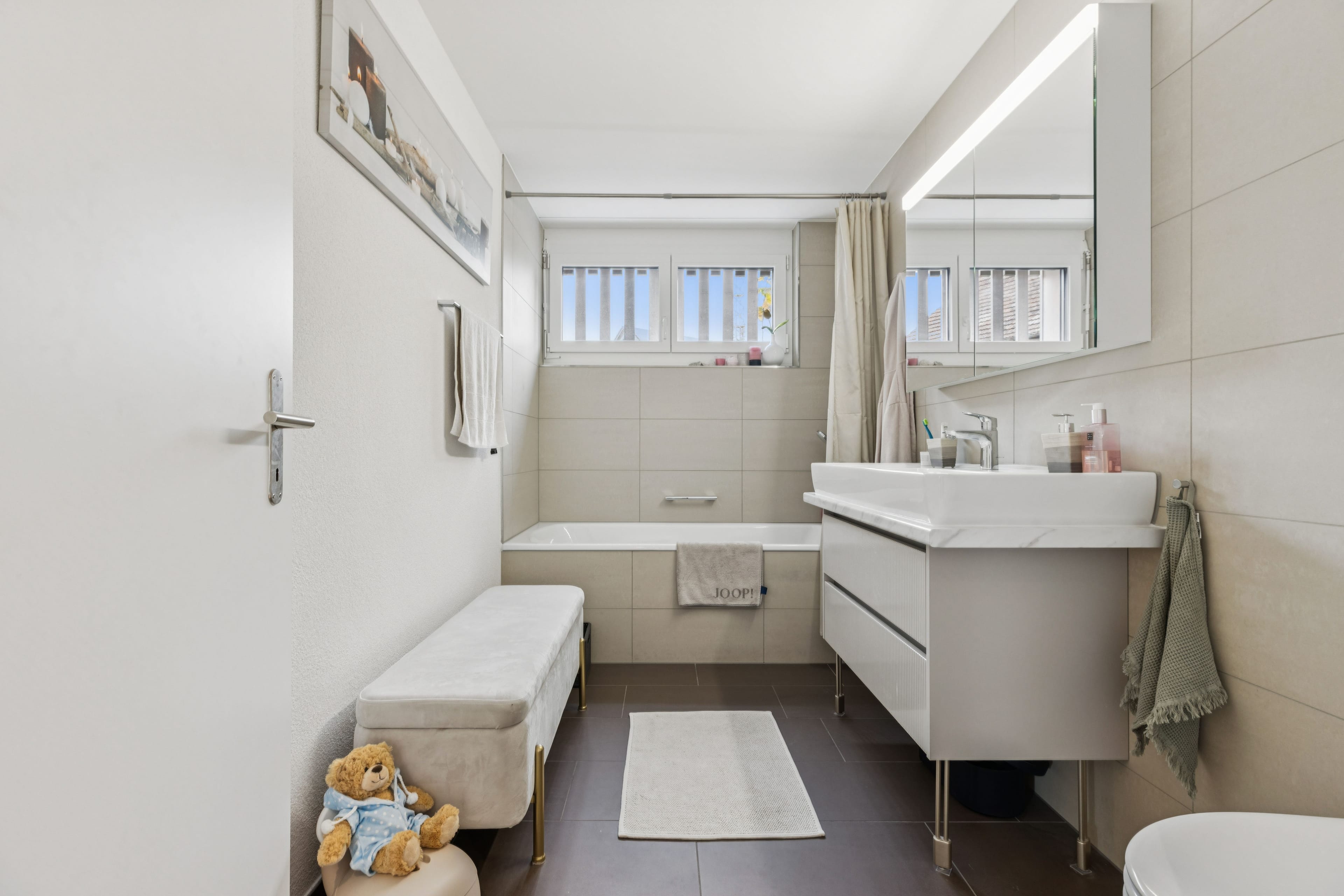 Elegantes Wohnen im Grünen: 4.5-Zimmerwohnung in Künten - 9