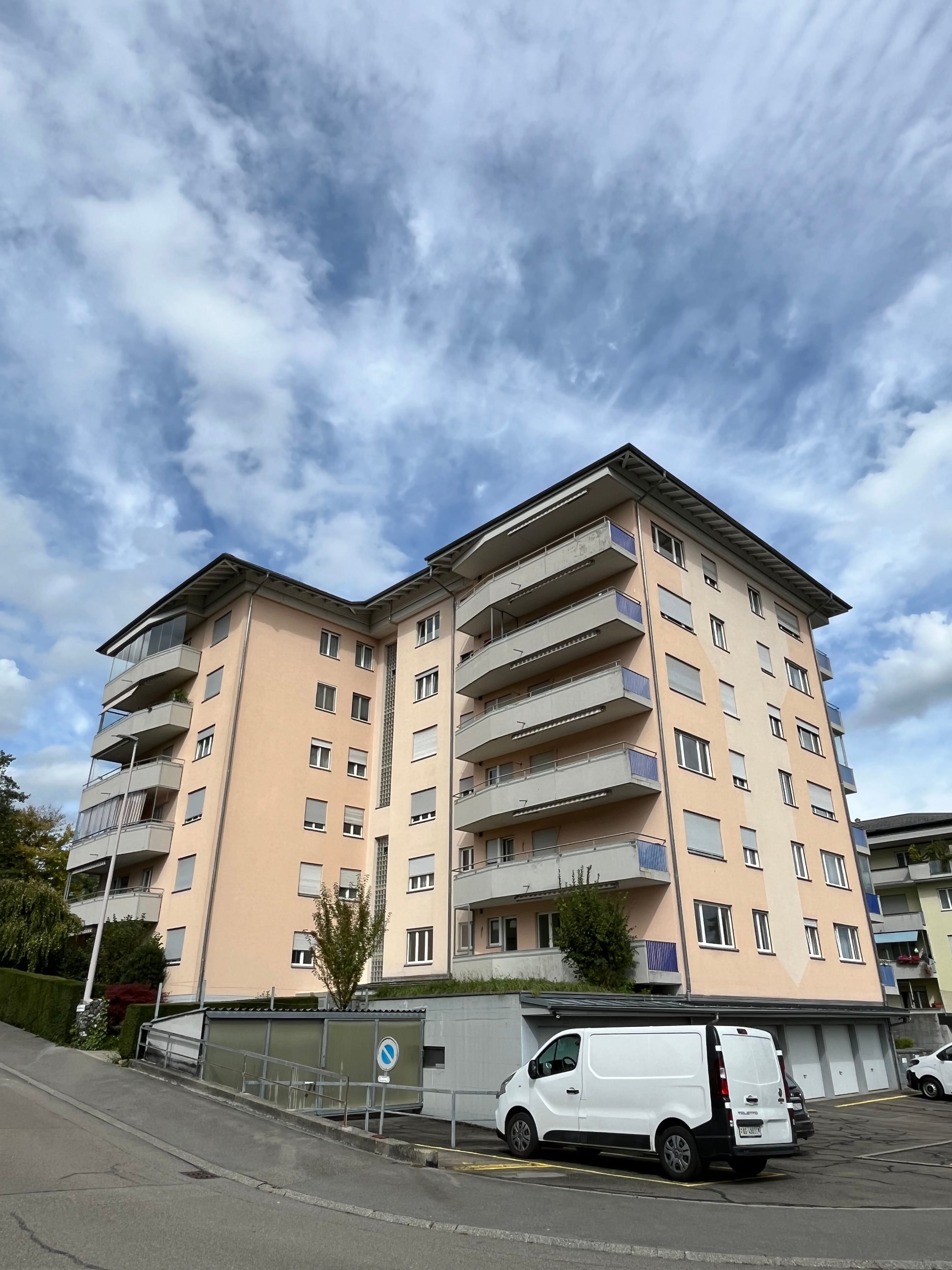 Lichtdurchflutete, charmante 3-Zimmer-Wohnung - Totalsaniert - Bild 4