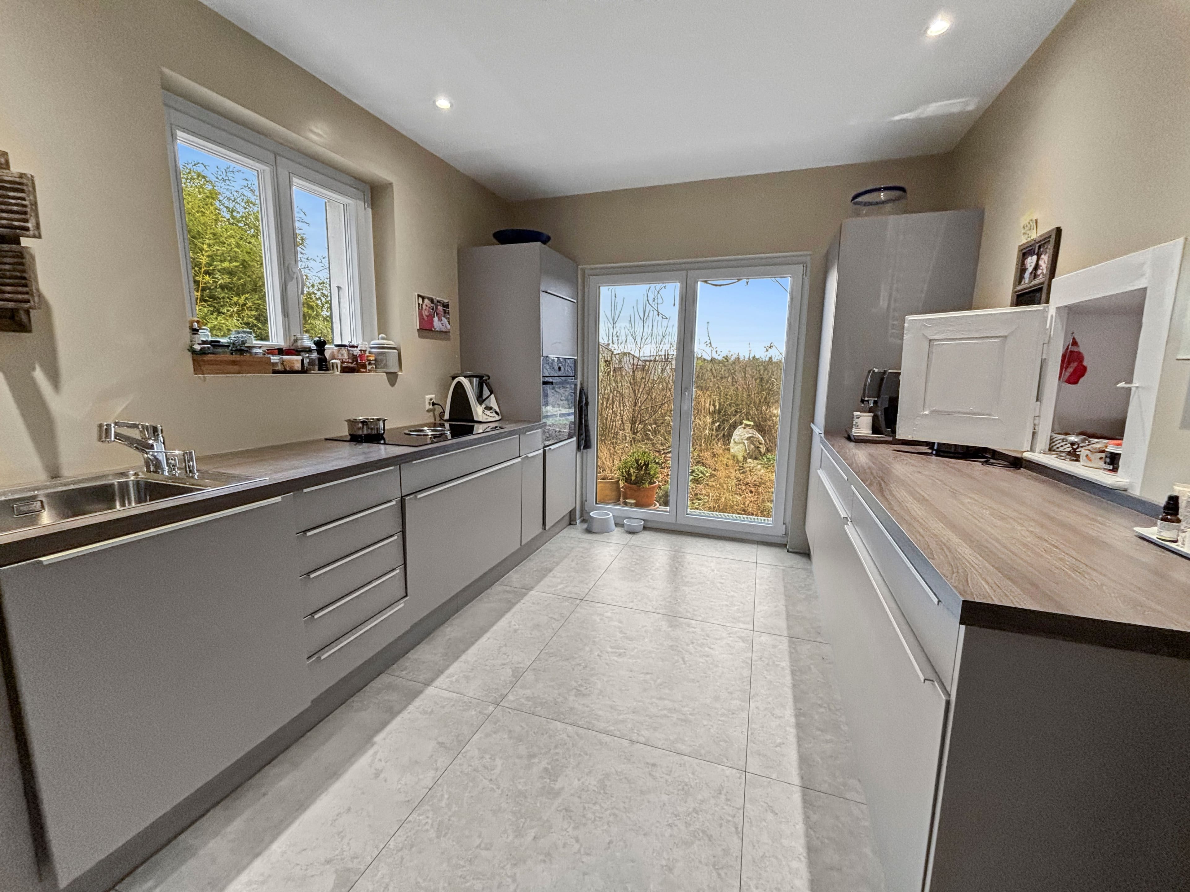 EXKLUSIVE SEEUFER-RESIDENZ DIREKT AM NEUENBURGERSEE - 33