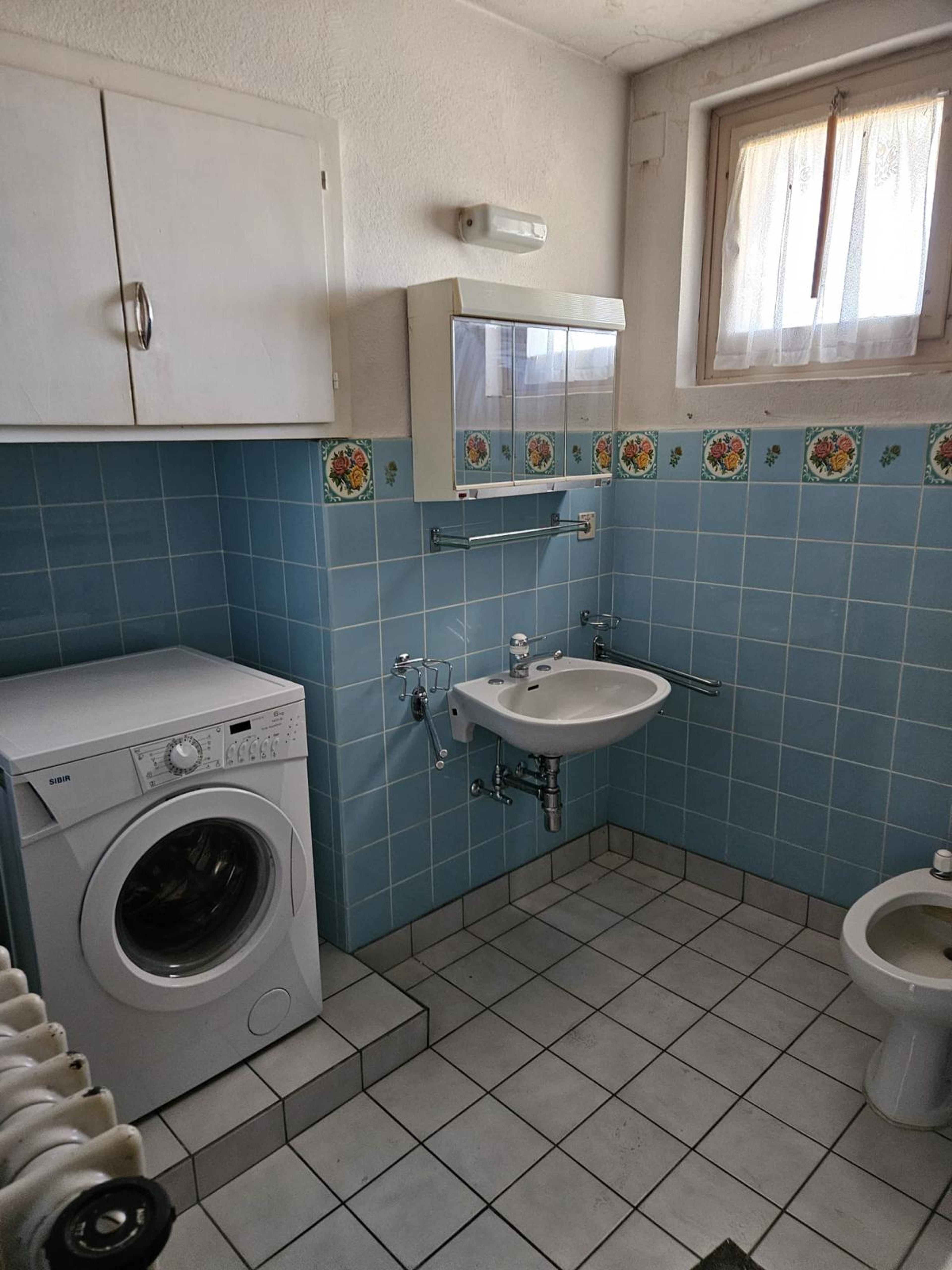2/3 eines sanierungsbedürftigen Hauses im Wallis - 17