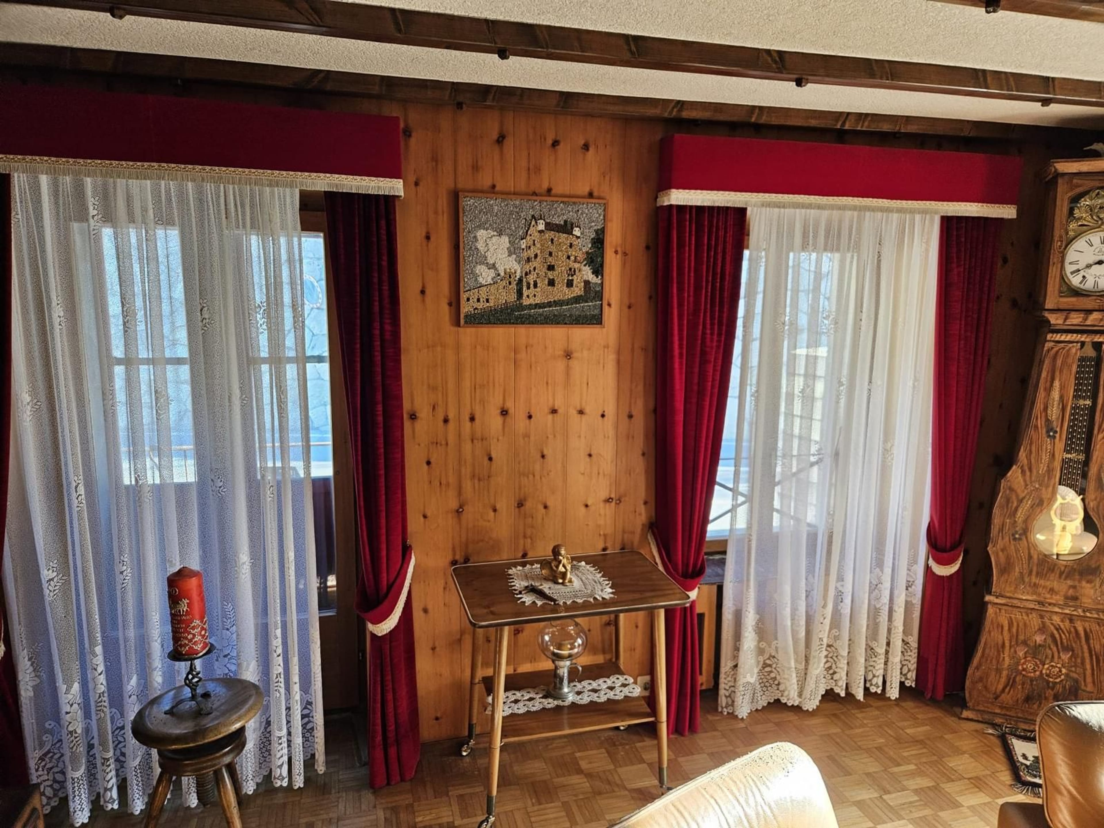 2/3 eines sanierungsbedürftigen Hauses im Wallis - 9