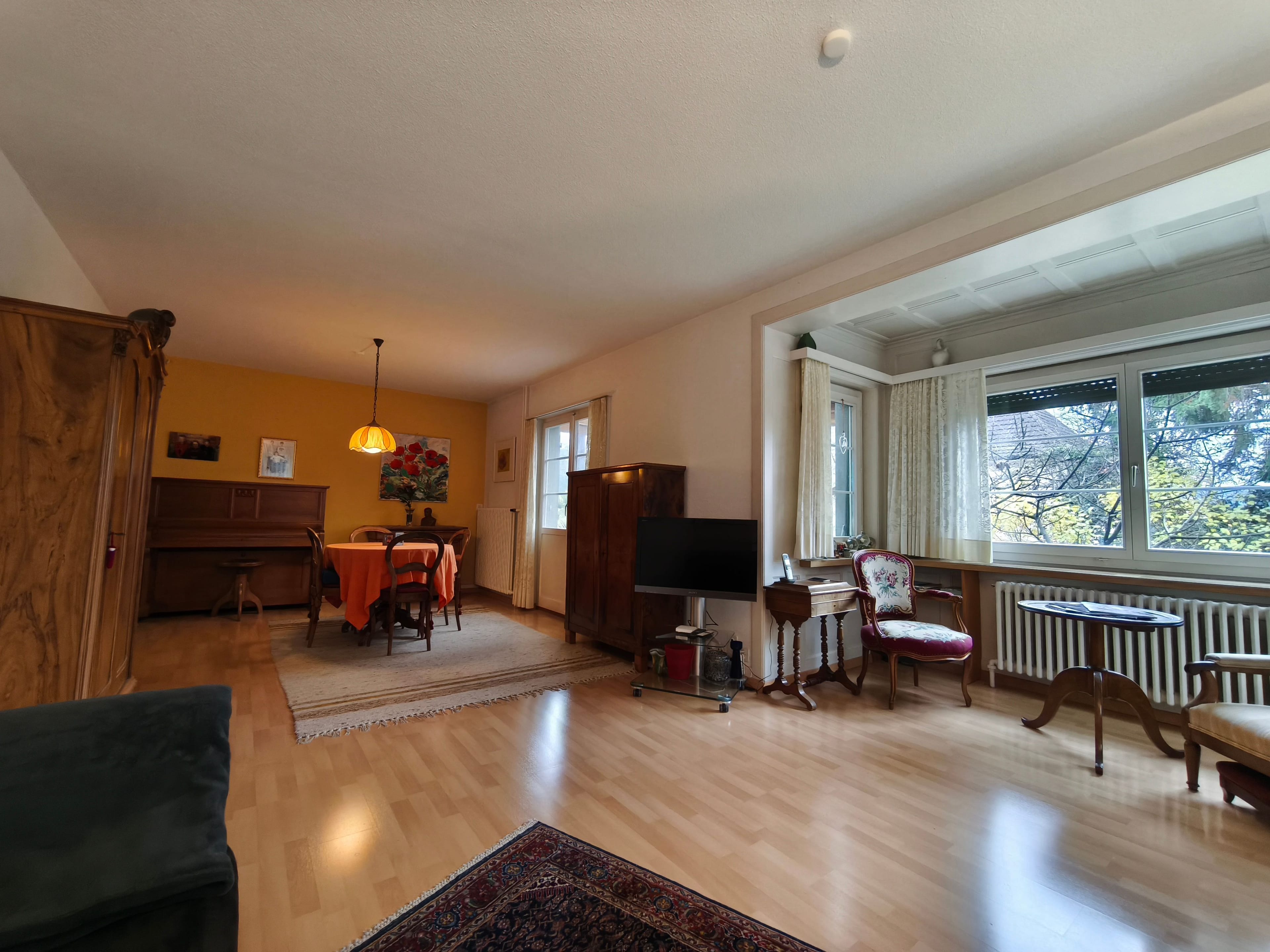 5.5-Zimmer-Doppelhaushälfte - Bild 2