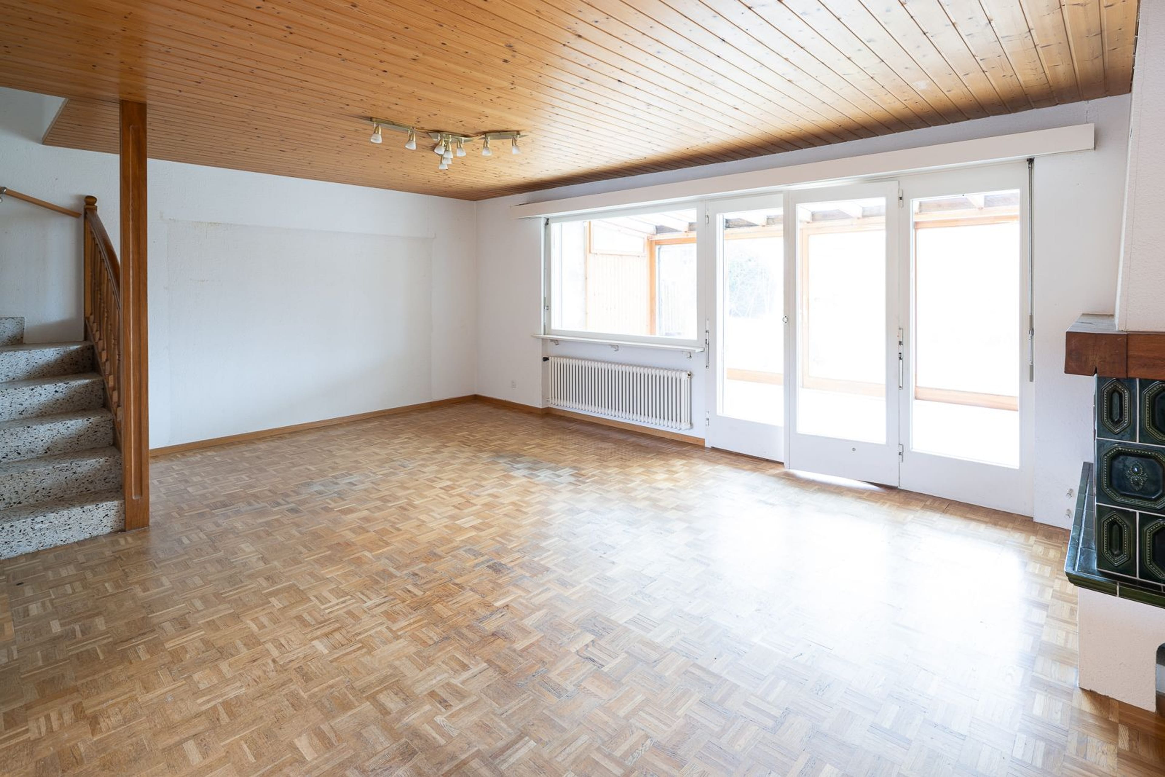 Sonniges 4½-Zimmer-Reihenmittelhaus mit homem Renovationspotential - Bild 24
