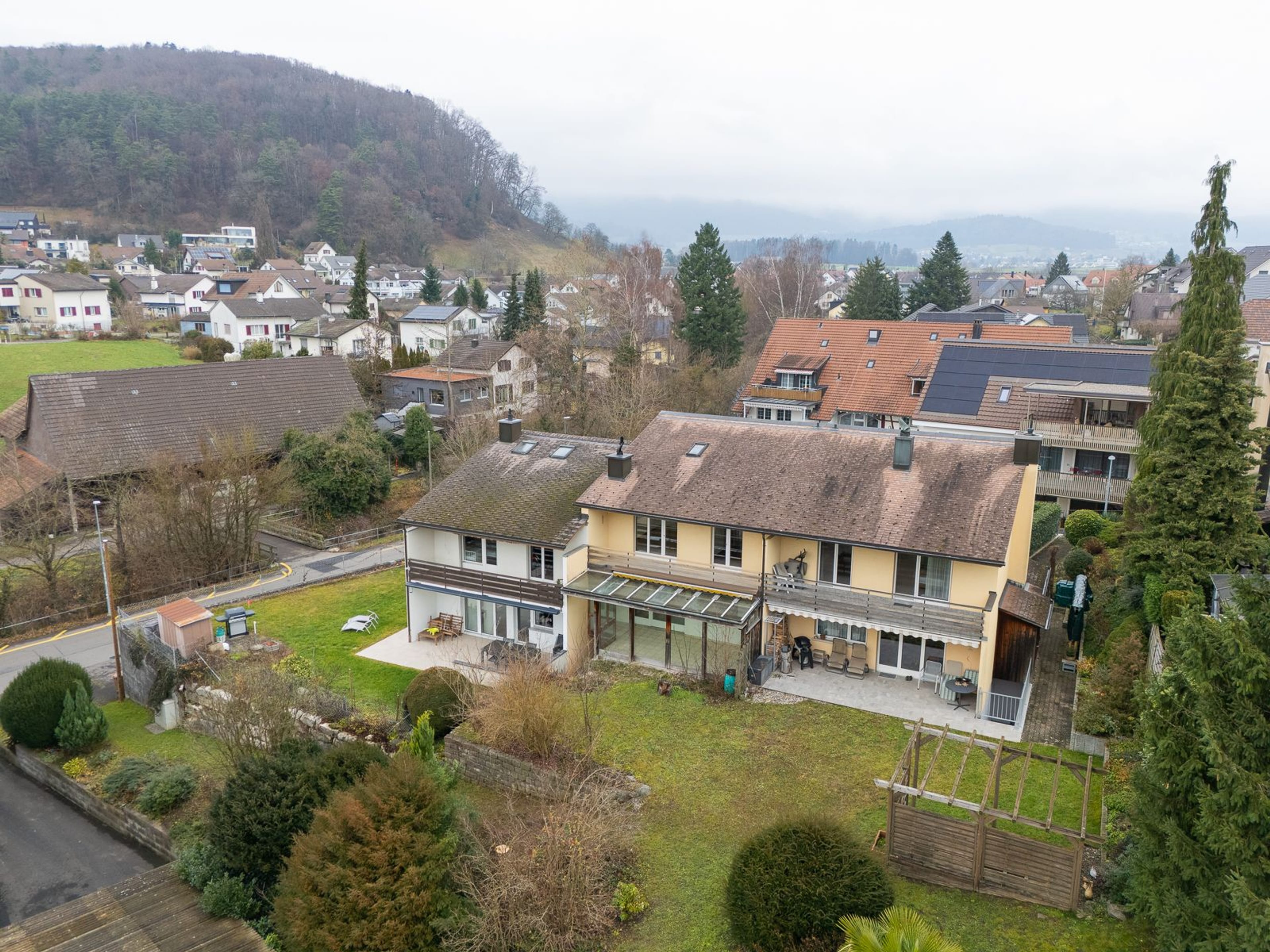 Sonniges 4½-Zimmer-Reihenmittelhaus mit homem Renovationspotential - Bild 29