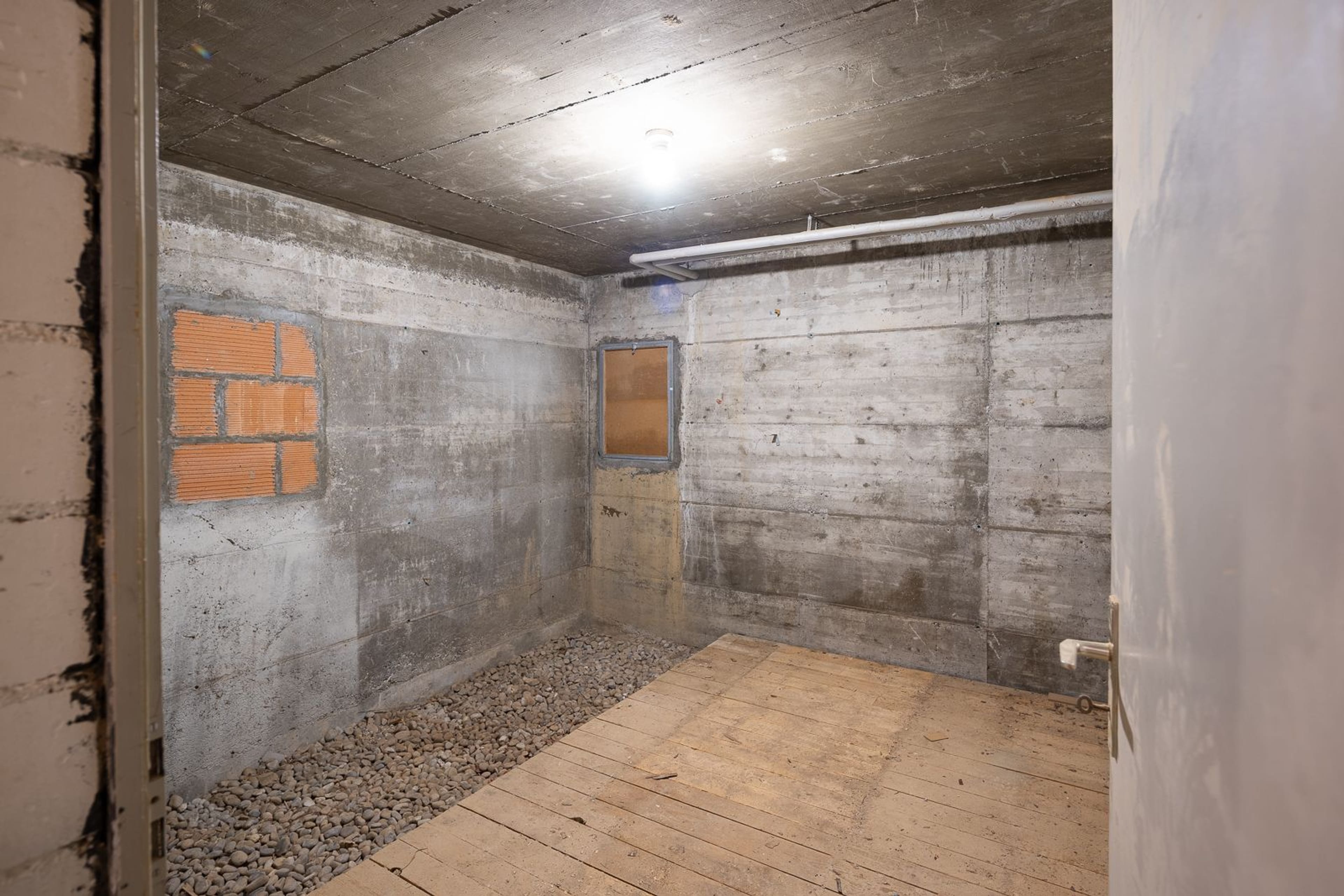 Sonniges 4½-Zimmer-Reihenmittelhaus mit homem Renovationspotential - Bild 25
