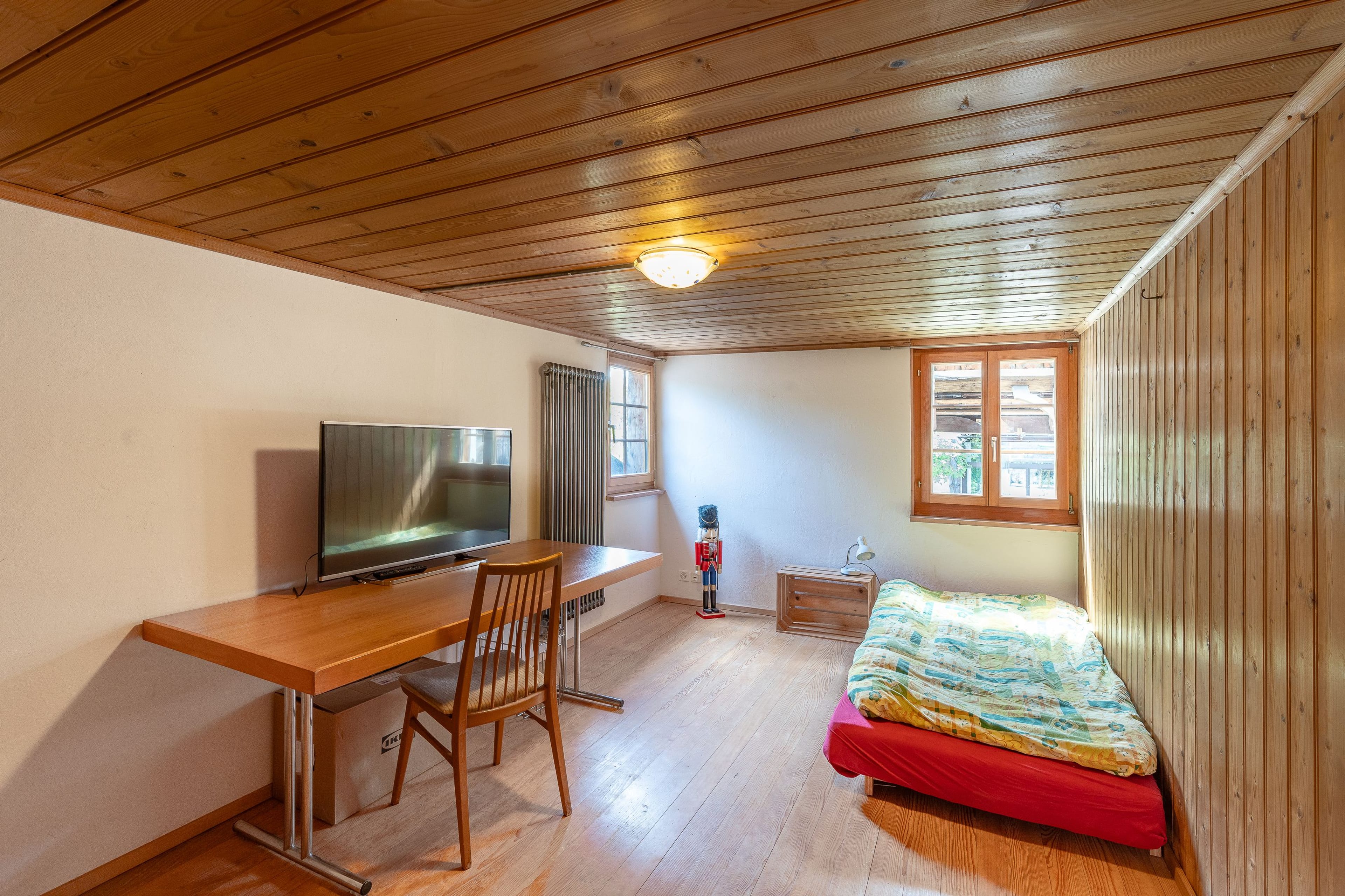 8.5-Zimmer Riegelhaus mit Ausbaupotenzial - Bild 10