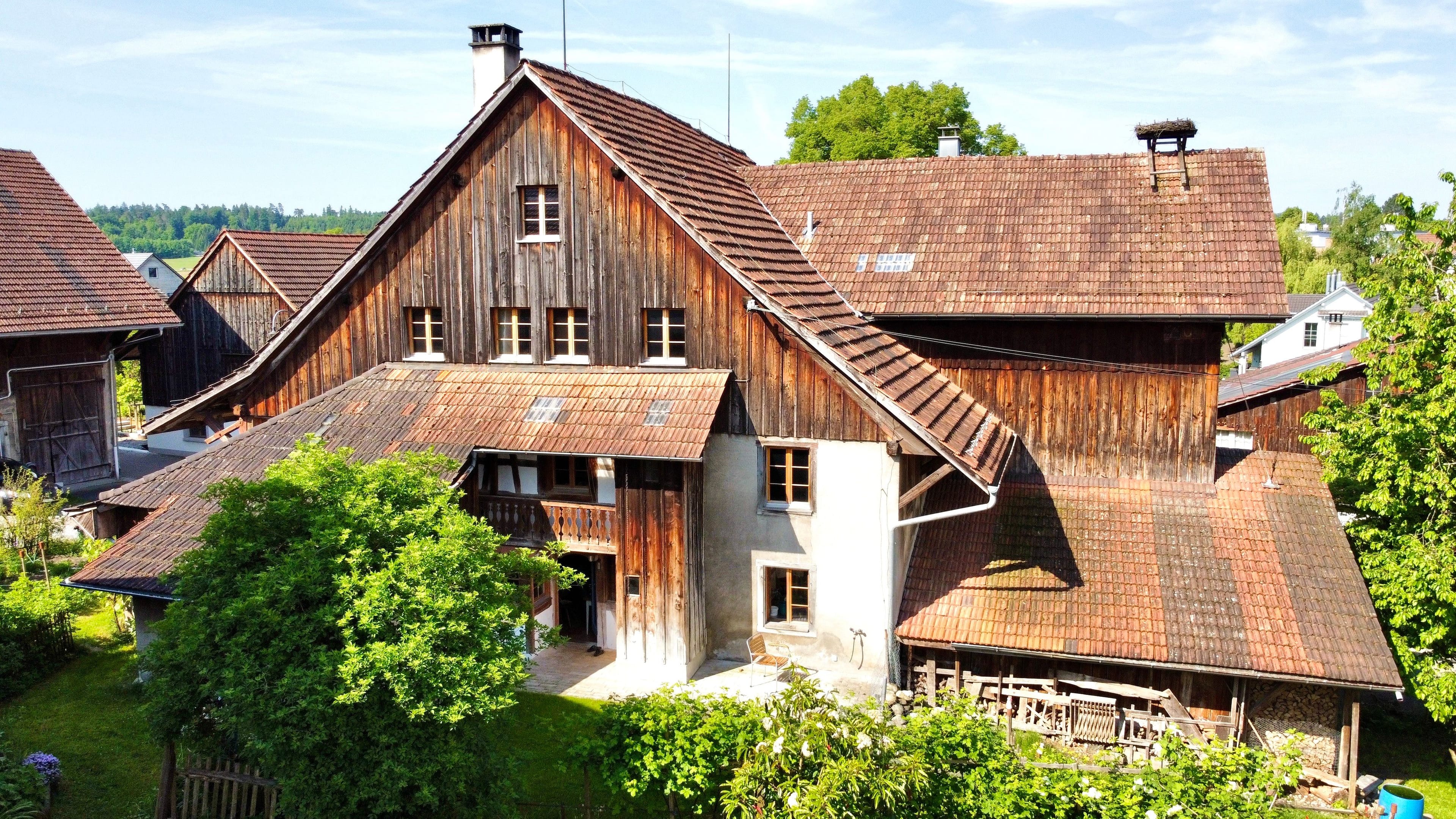 8.5-Zimmer Riegelhaus mit Ausbaupotenzial - Bild 14