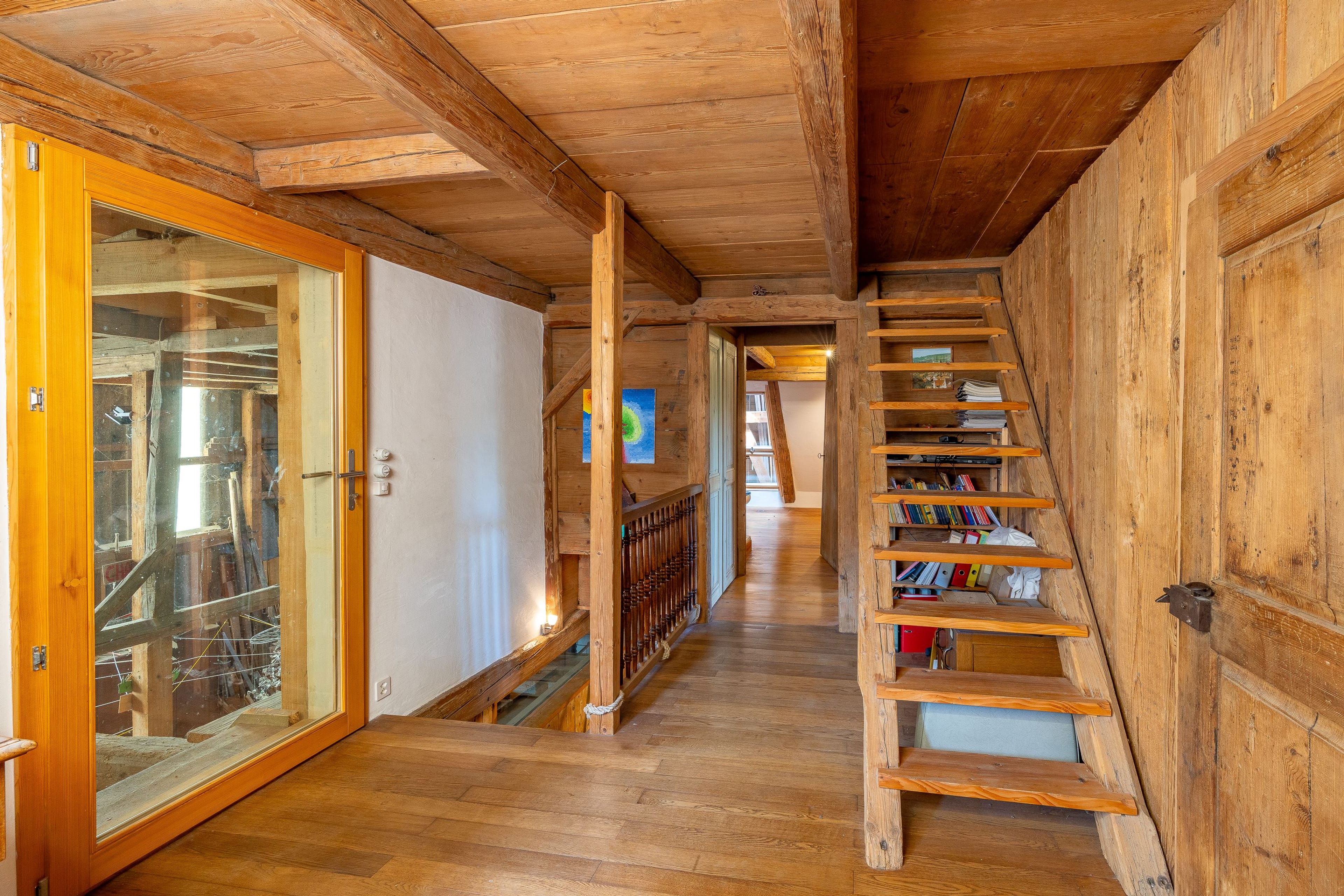8.5-Zimmer Riegelhaus mit Ausbaupotenzial - Bild 11