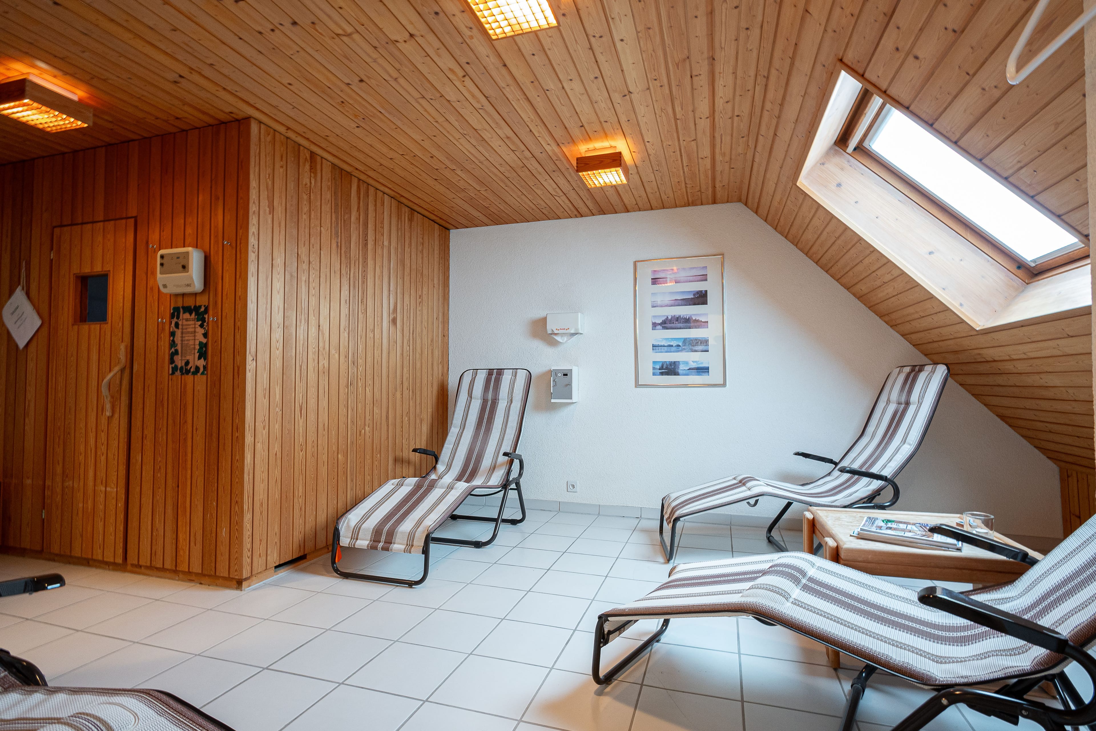 Zentral & günstig: 4.5-Zi.-Wohnung mit Lift in Niederscherli - Bild 11