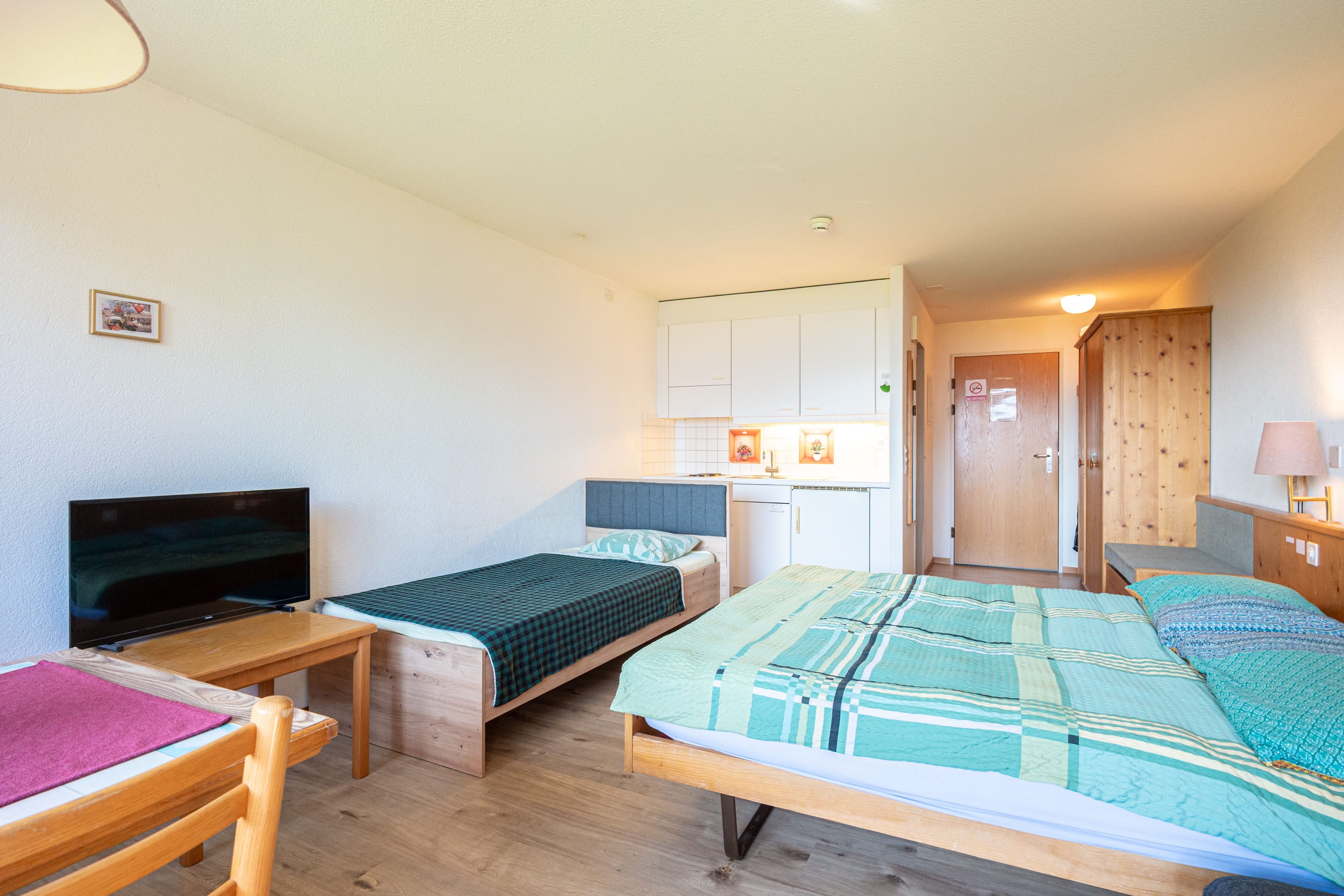 Gemütliches 1-Zimmer-Studio mit Bergsicht in Aeschi bei Spiez kaufen - Bild 4