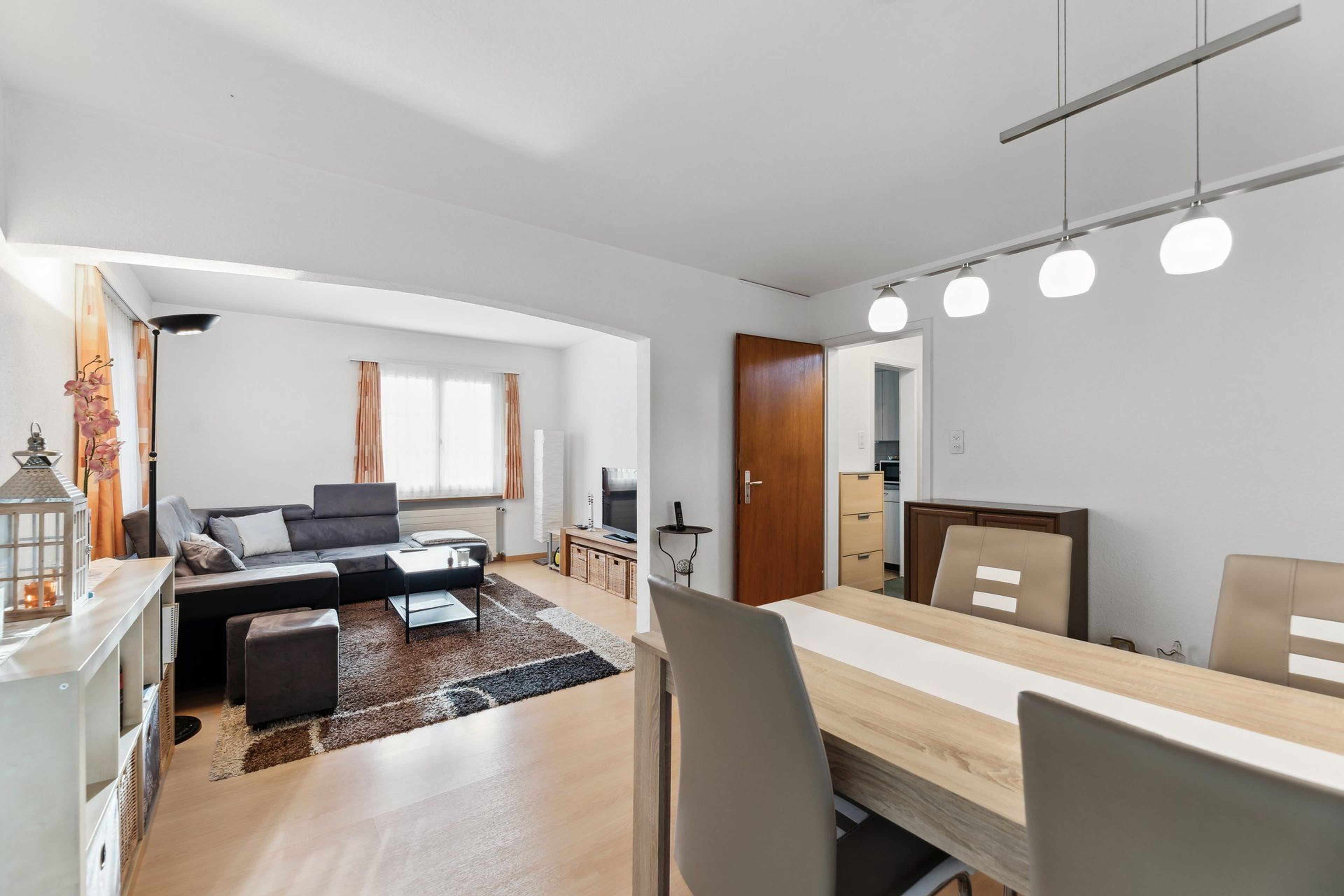 4.5-Zi. Einfamilienhaus mit Garten und Garage in Untersiggenthal - Bild 4