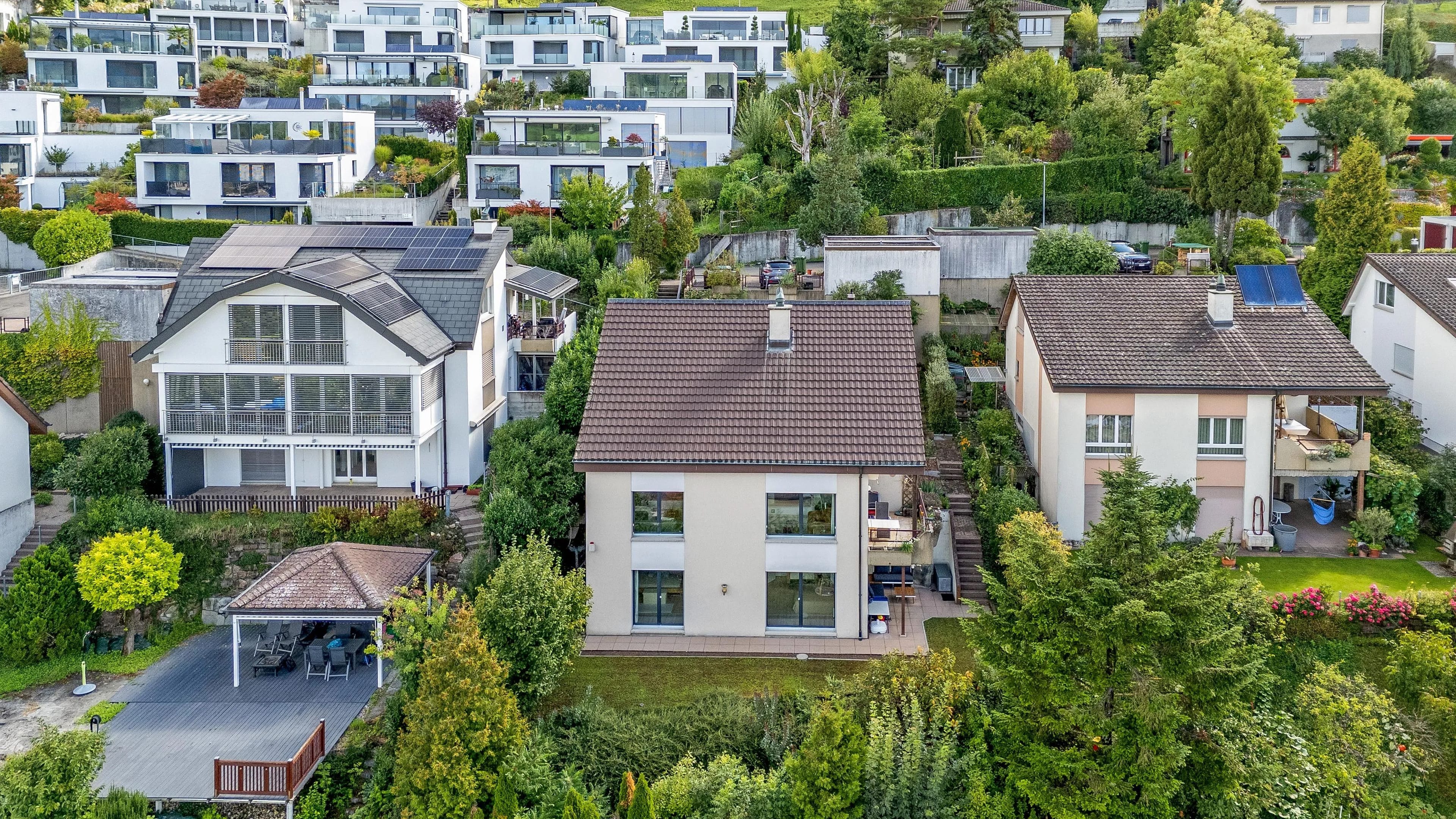 5-Zimmer-Einfamilienhaus mit Weitsicht und Garten in Füllinsdorf - Bild 3