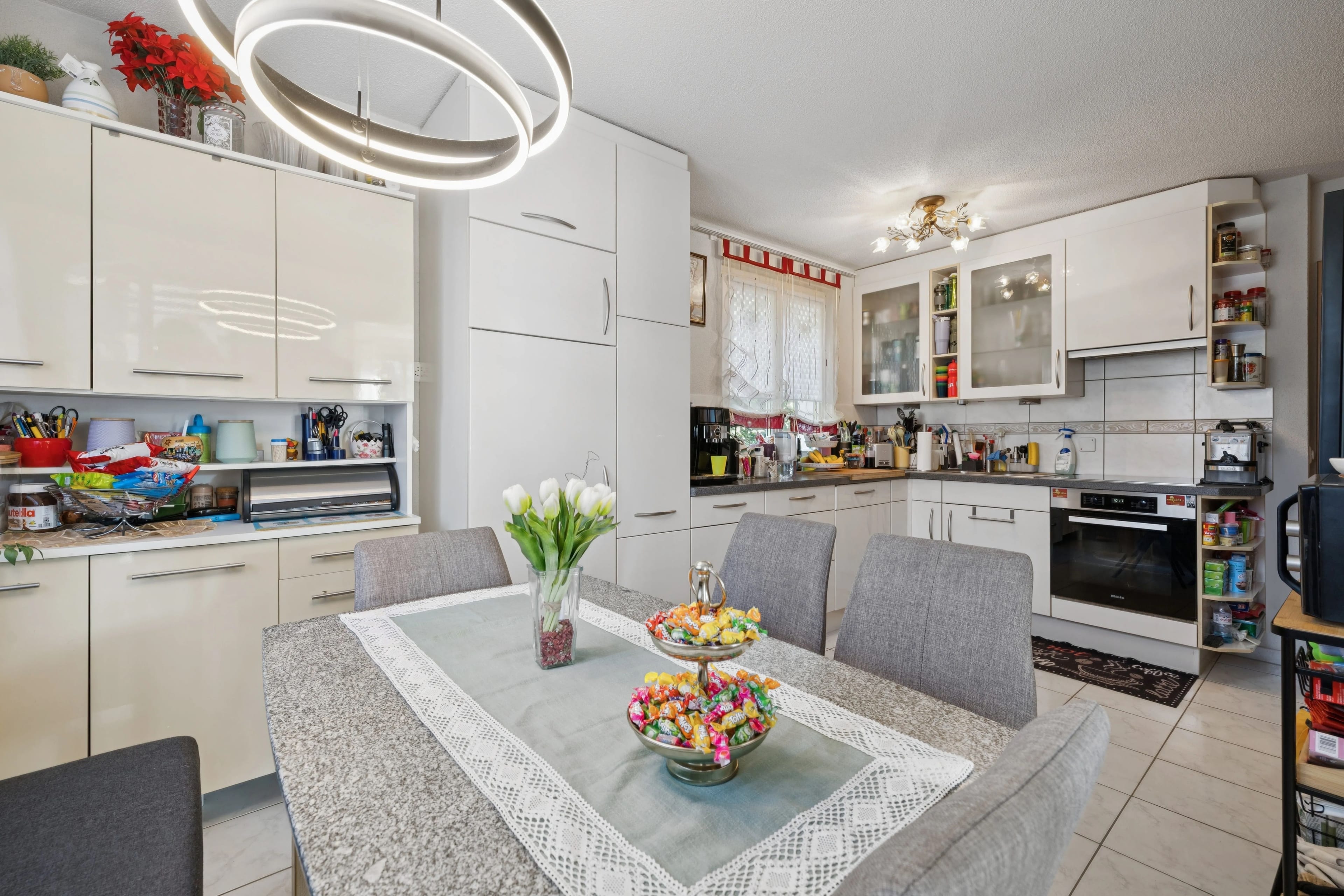8-Zimmer-Einfamilienhaus mit grossem Garten in Suhr kaufen - Bild 7