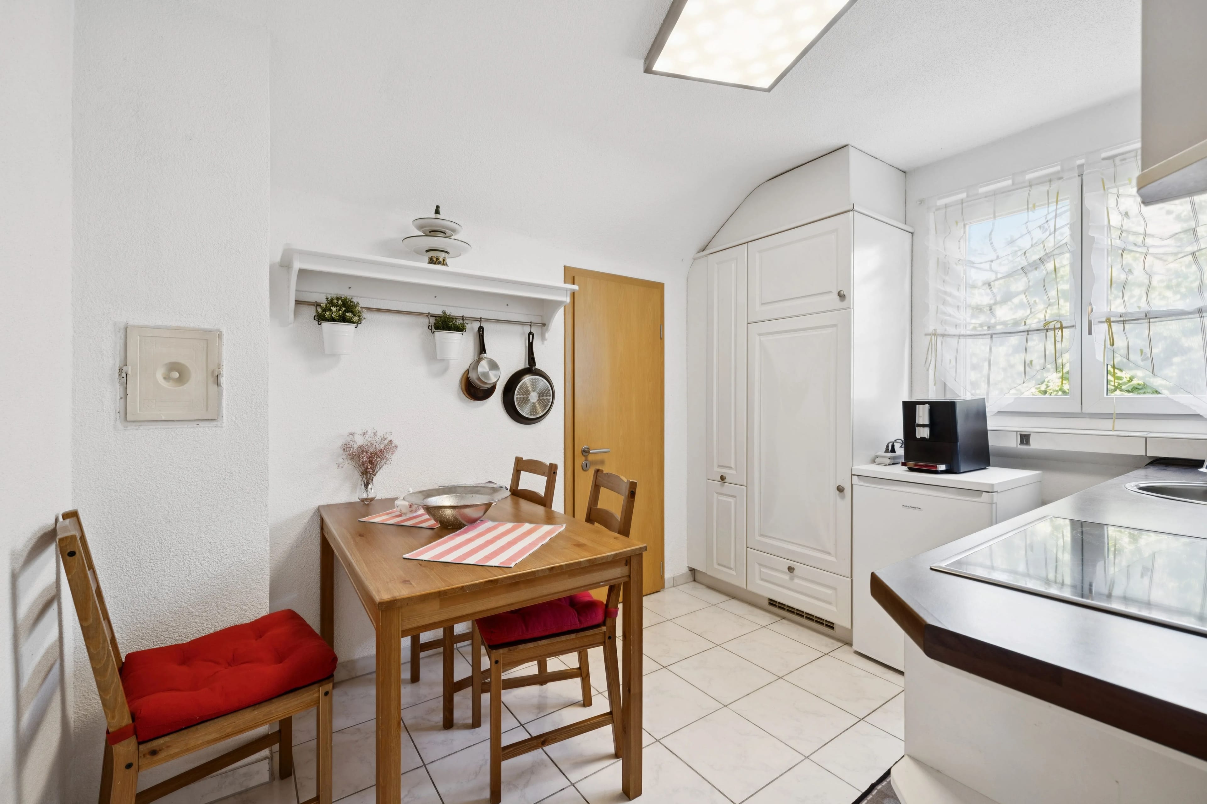 8-Zimmer-Einfamilienhaus mit grossem Garten in Suhr kaufen - Bild 5